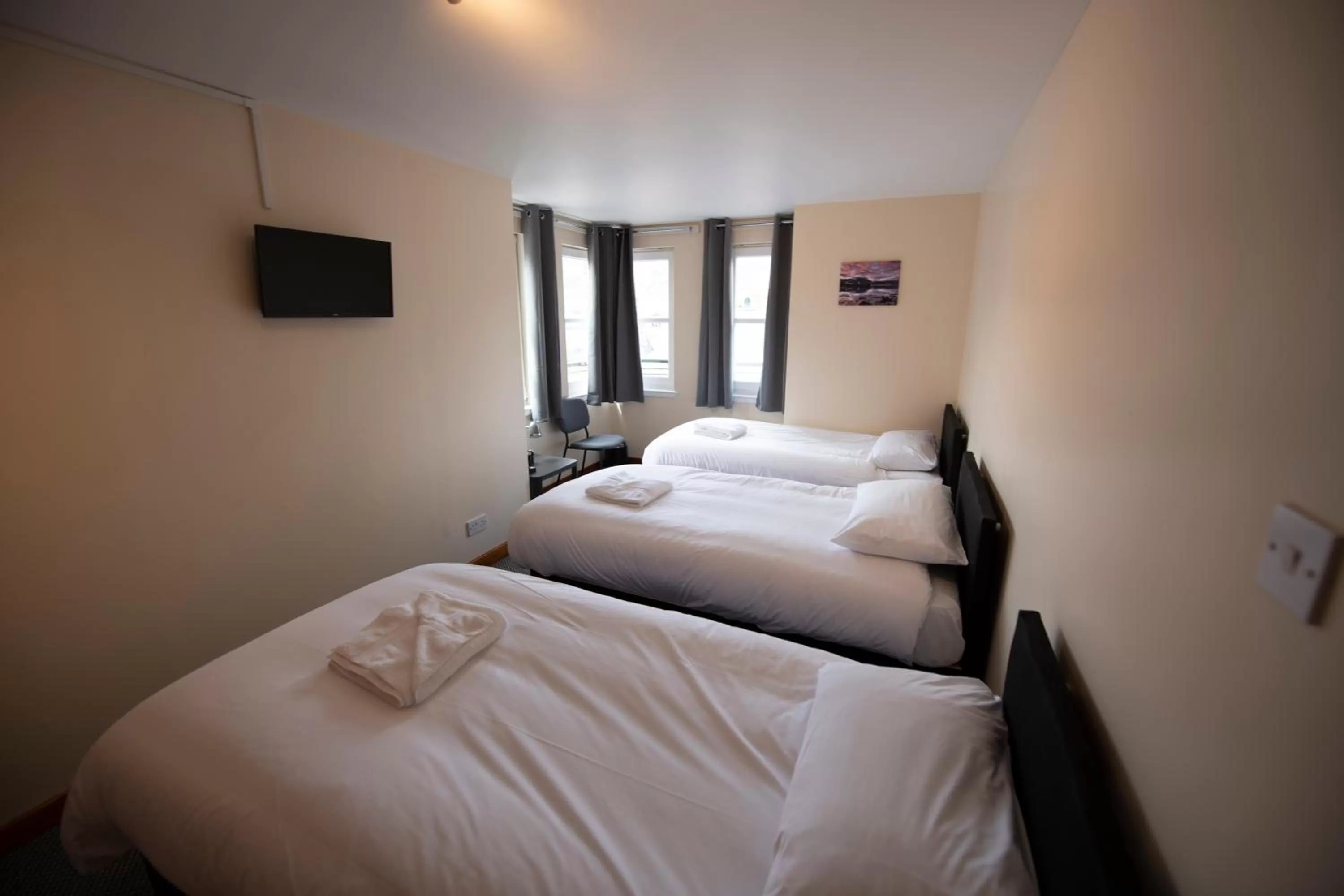 Bed in Bank Street Lodge