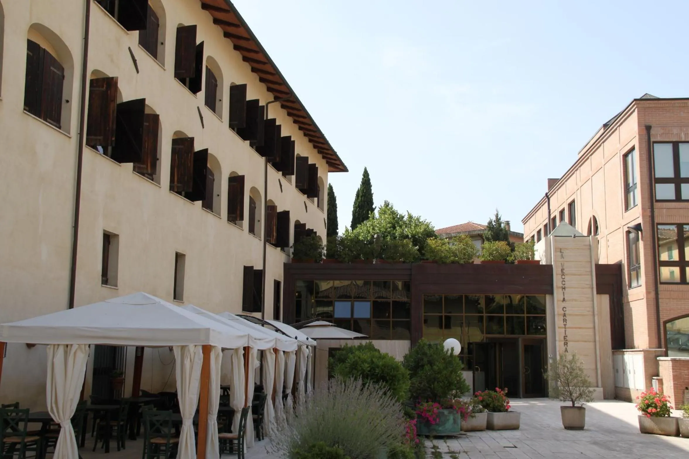 Property building in La Vecchia Cartiera