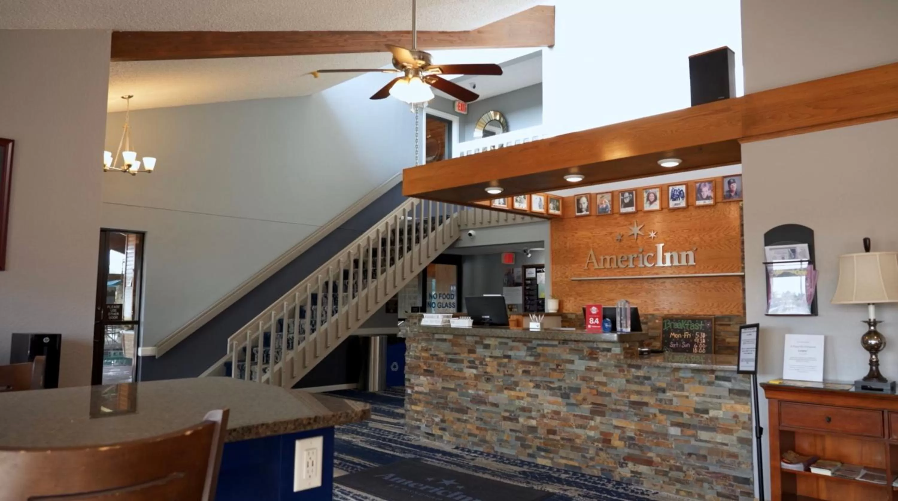 Lobby or reception in AmericInn by Wyndham Chippewa Falls