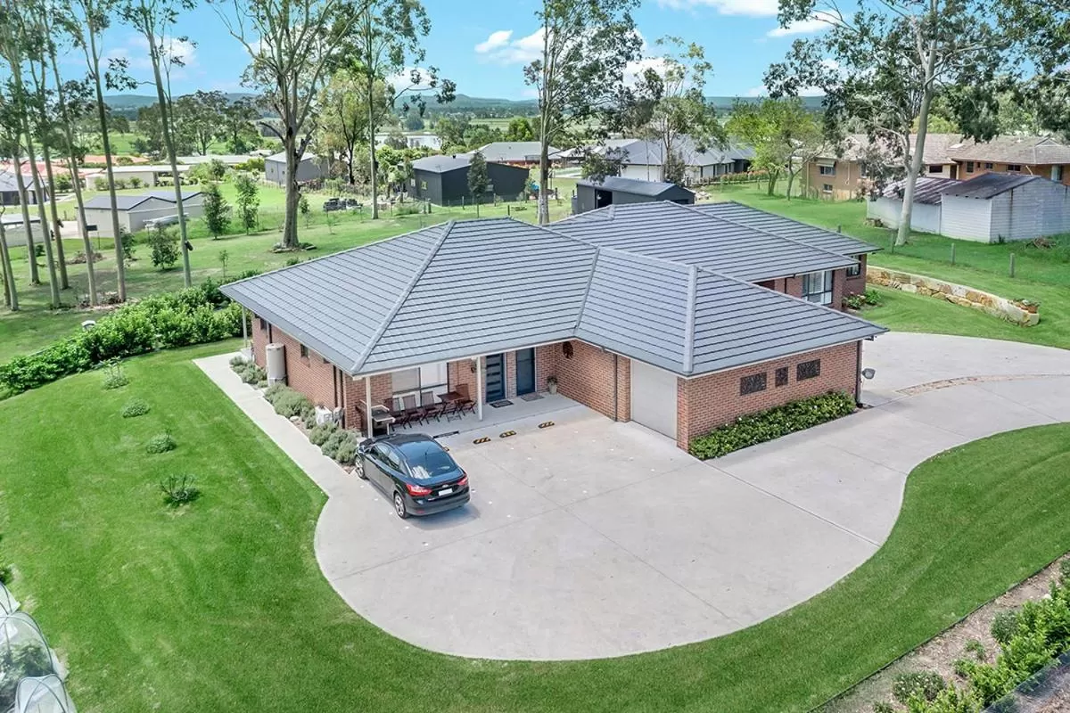 Bird's-eye View in Mala Retreat, Shiraz Suite 5 Star Immaculate and Comfortable