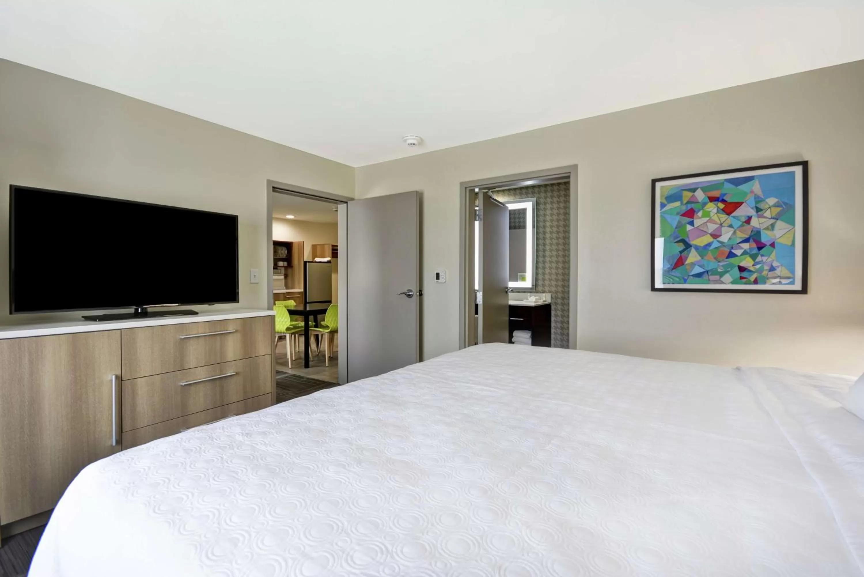 Bedroom, Bed in Home2 Suites By Hilton Texas City Houston