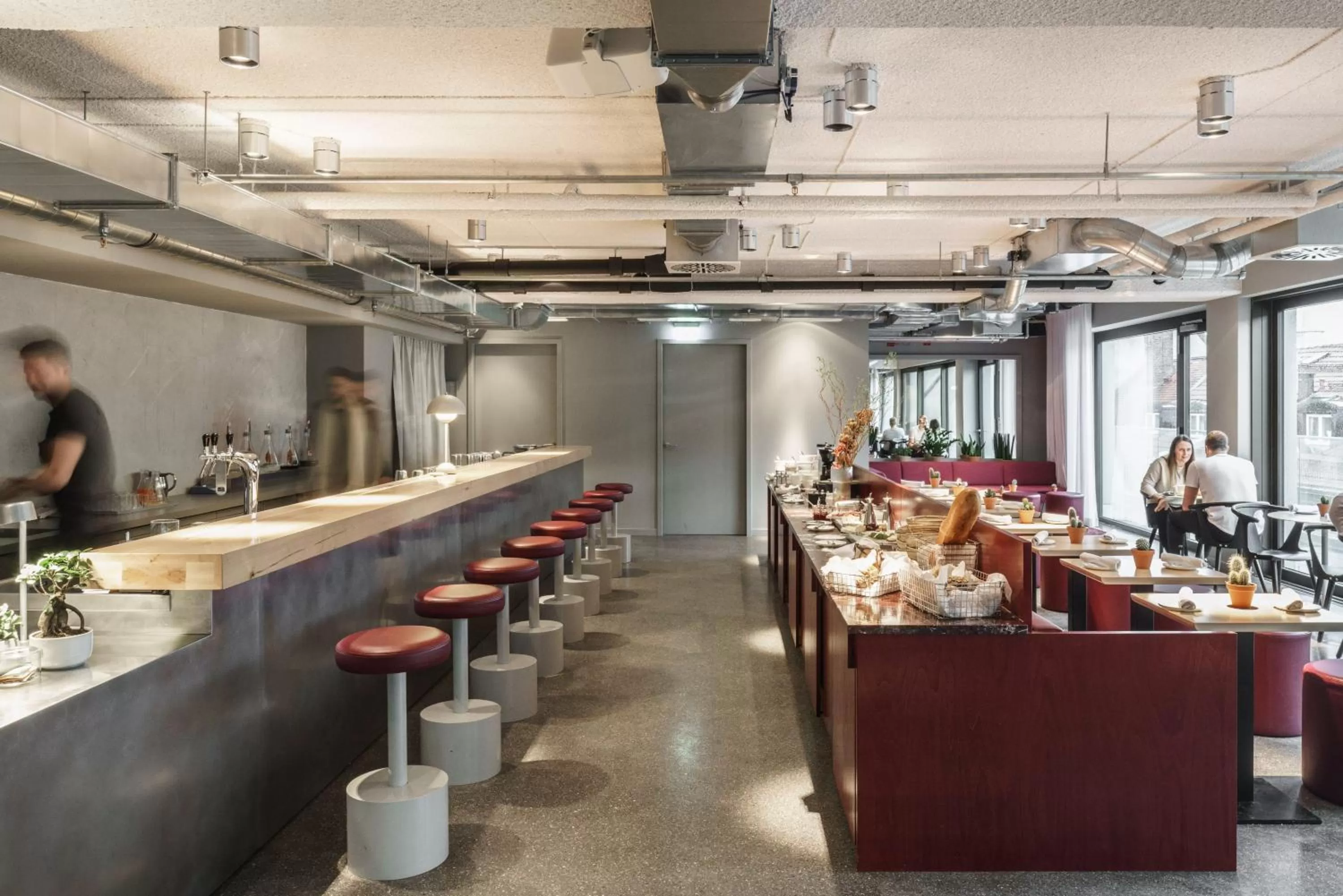 Restaurant/places to eat in Haus im Tal