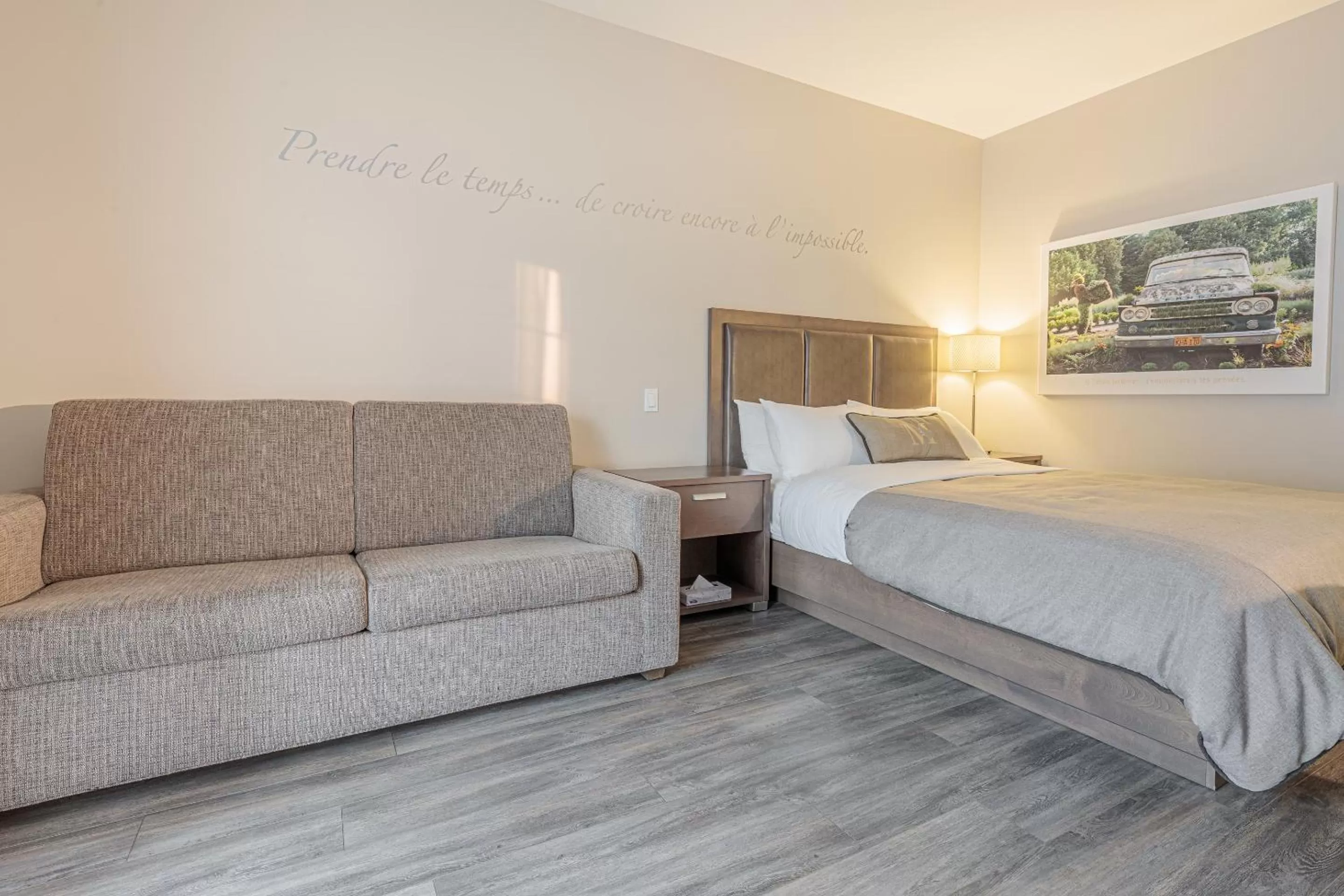 Bed in Hotel Montfort