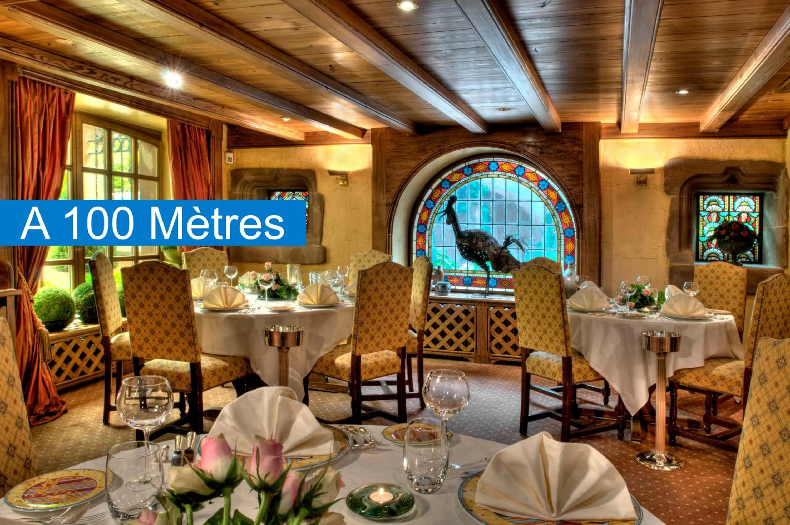 Restaurant/Places to Eat in Résidence des Châteaux