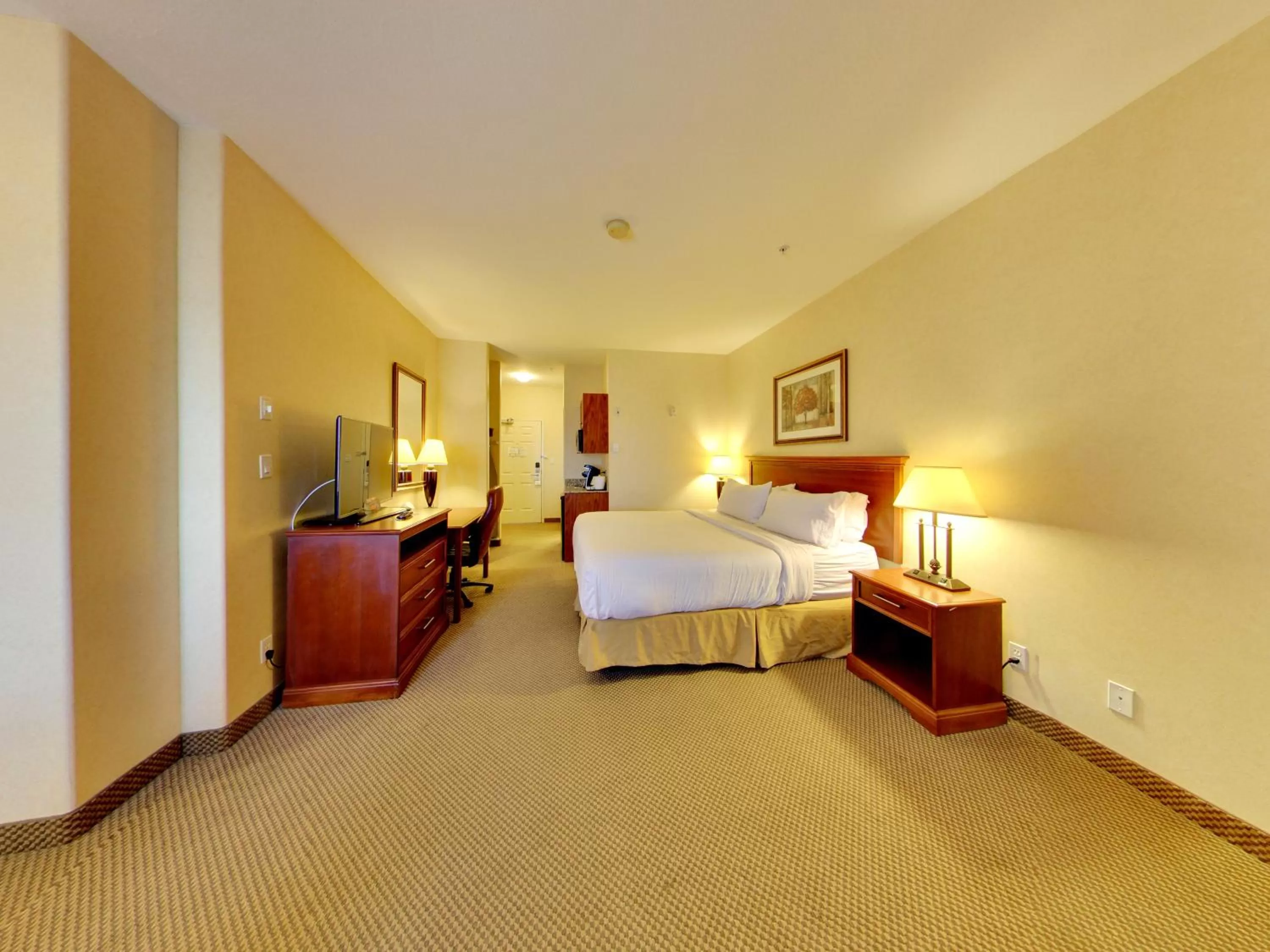 Photo of the whole room, Bed in Holiday Inn Express Hotel & Suites - Edmonton International Airport by IHG