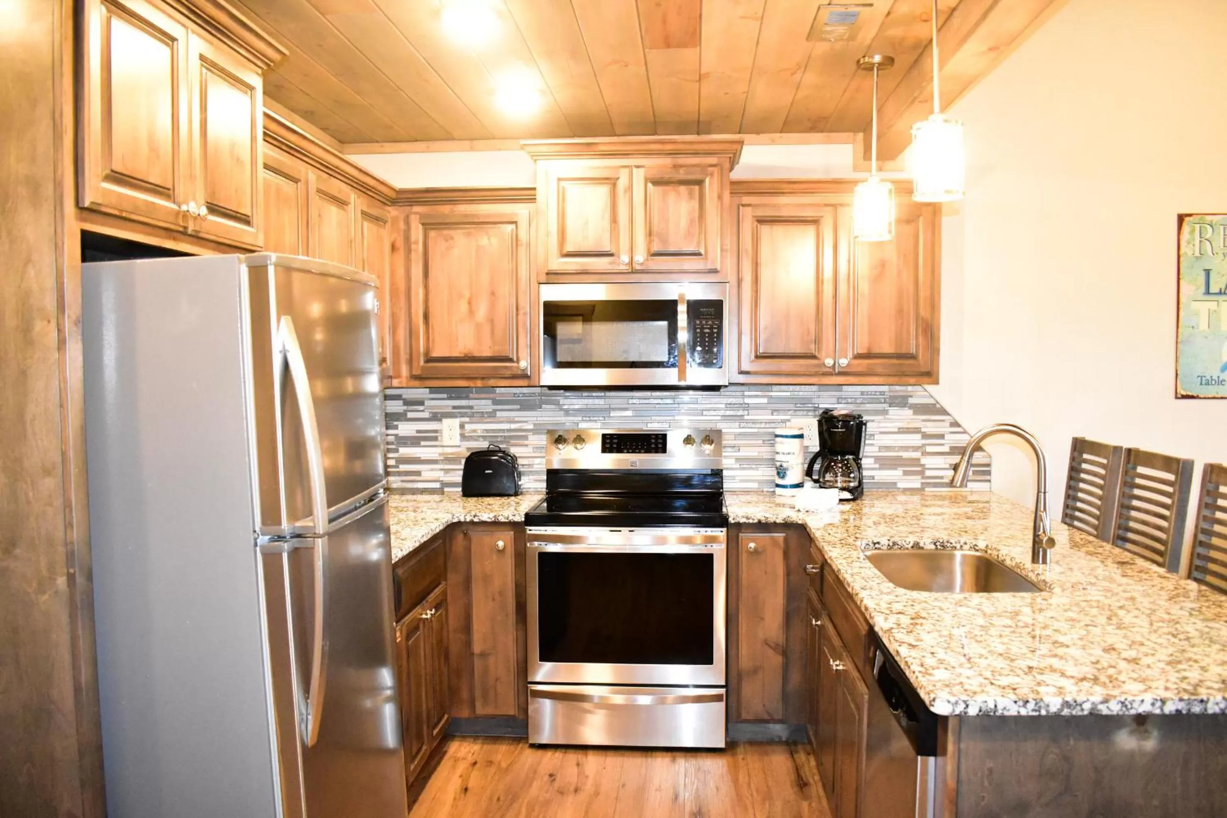 Kitchen or kitchenette in Table Rock Resorts at Indian Point