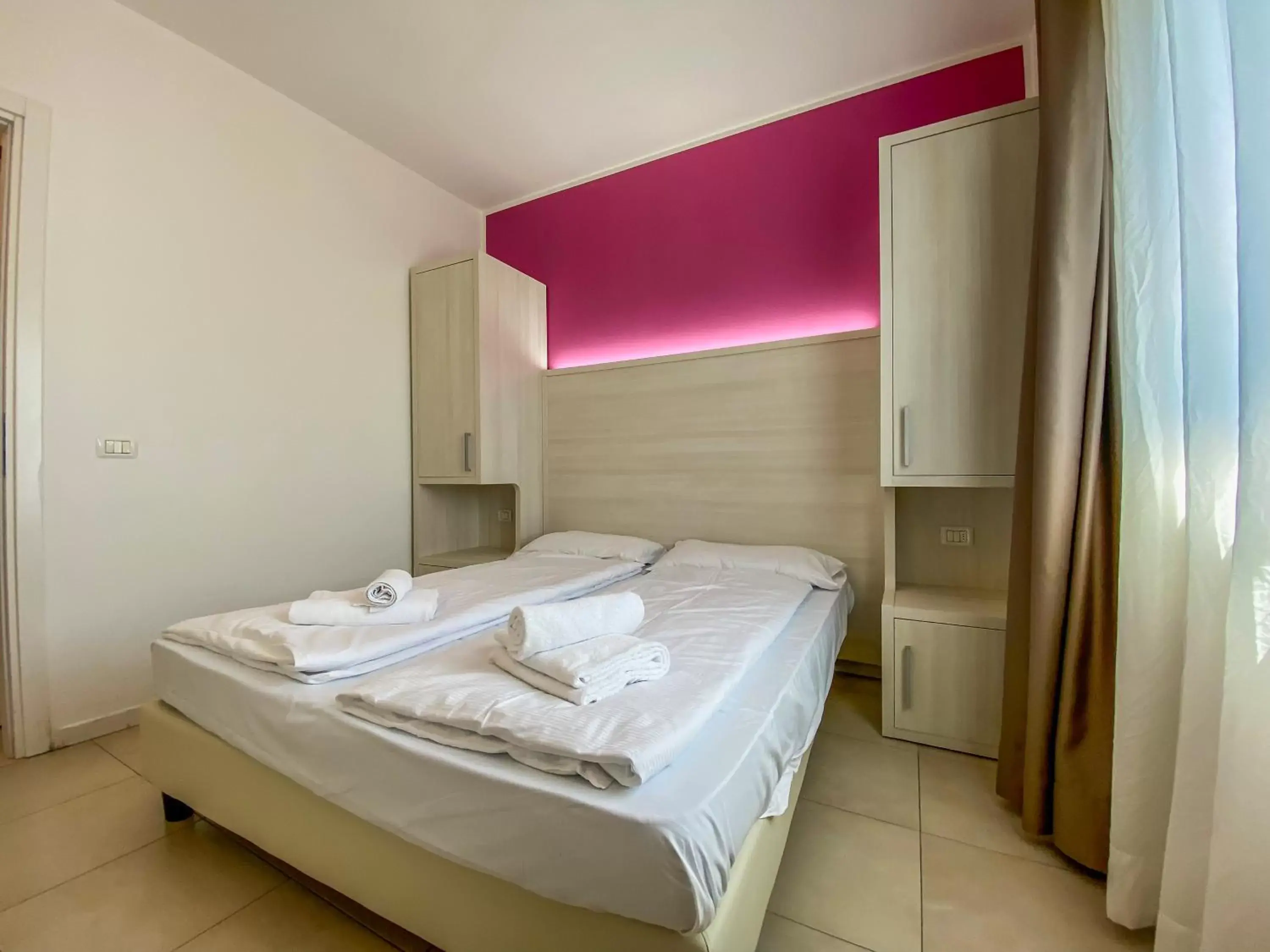 Superior Two-Bedroom Apartment in Belvedere Village Superior Two-Bedroom Apartment in Belvedere Village