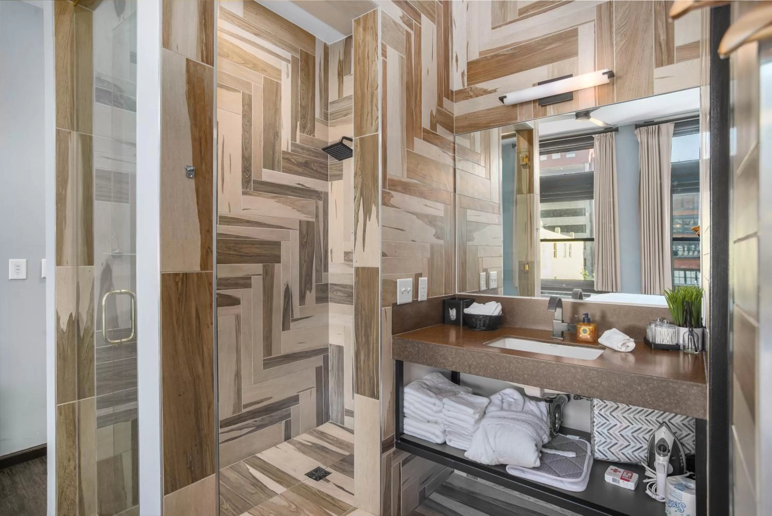 Bathroom in Good Hotels Downtown Denver