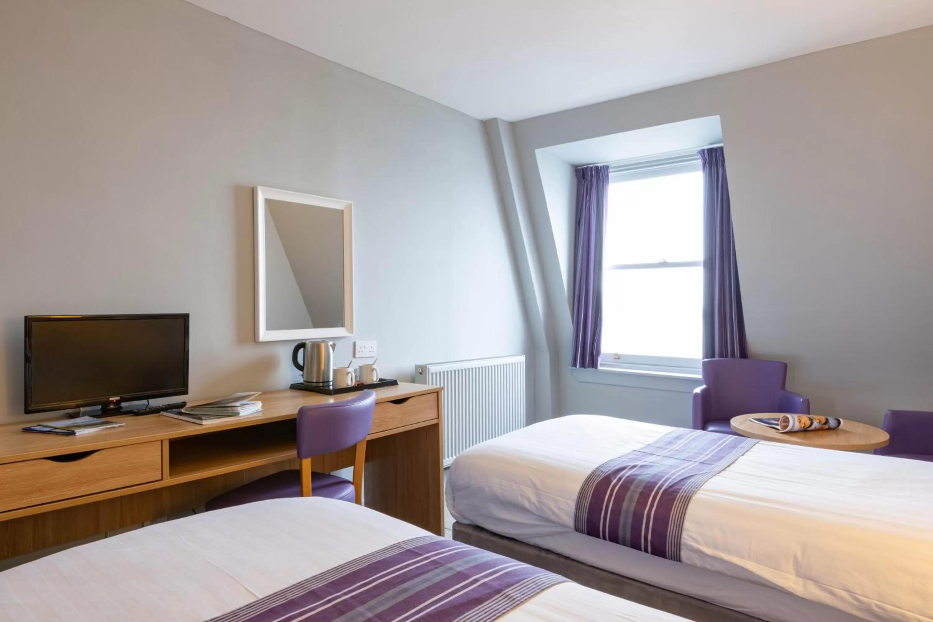 Bedroom, Bed in The Marine Hotel