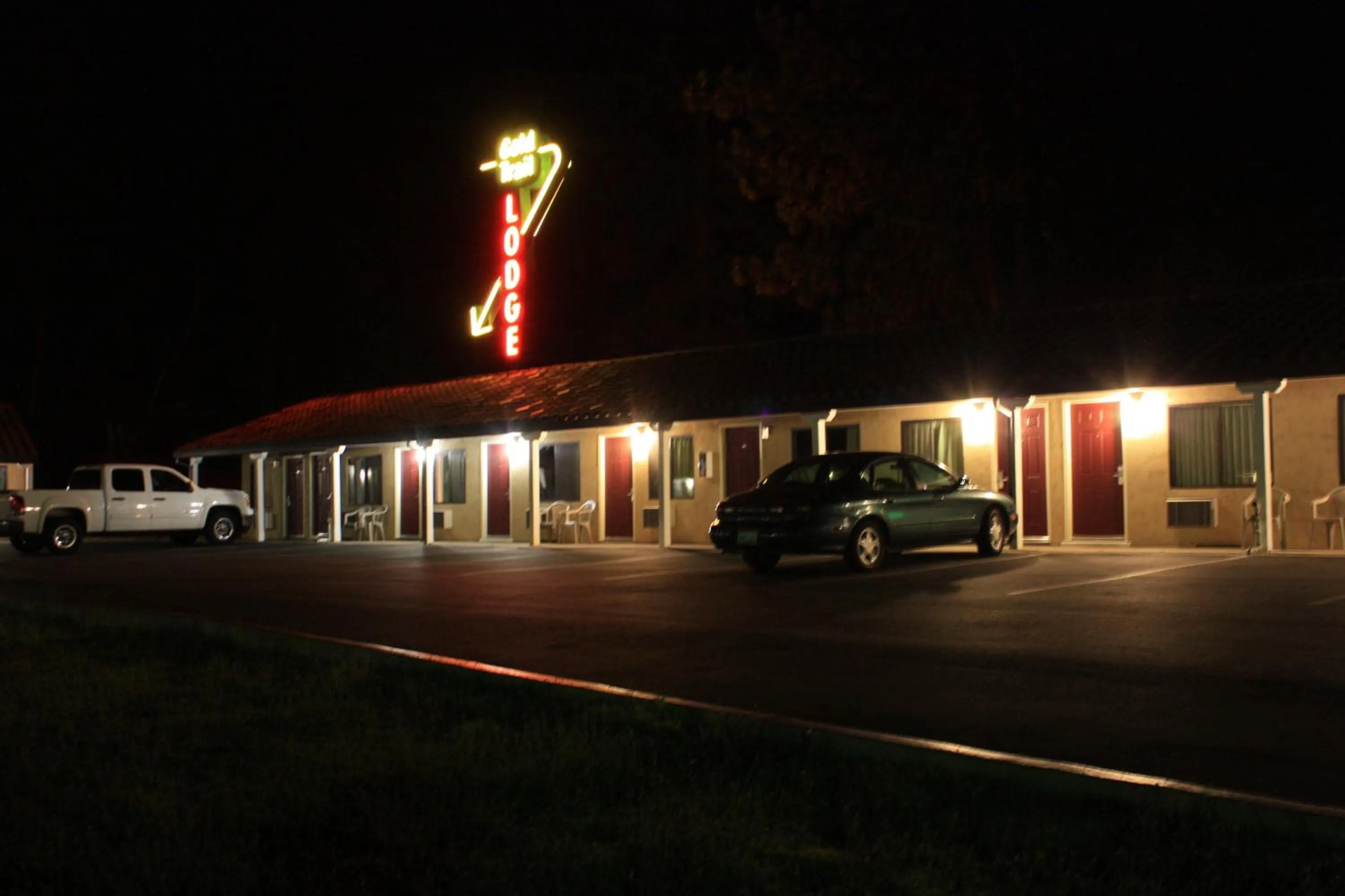 Area and facilities in Gold Trail Motor Lodge