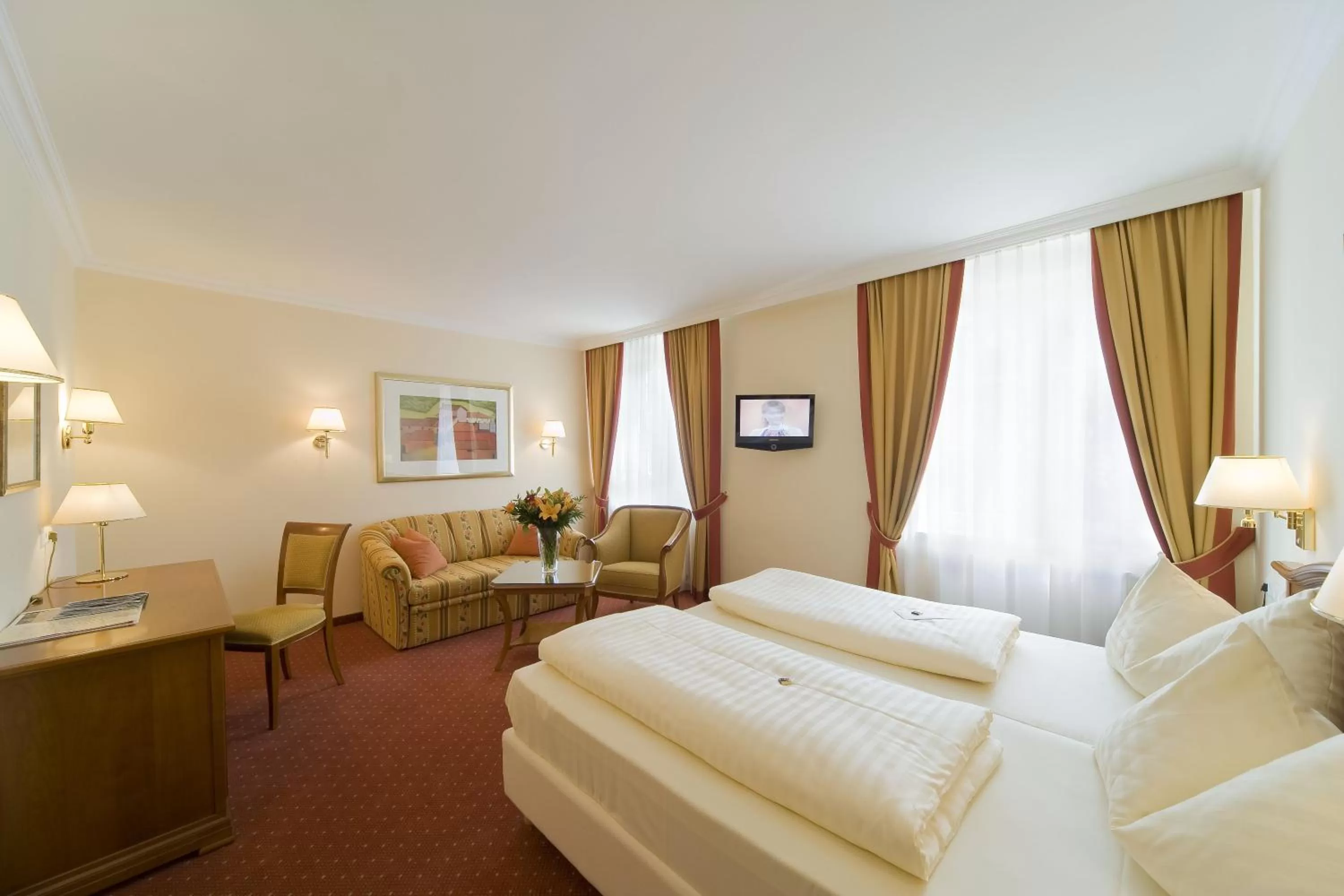 Bed in Vergeiner's Hotel Traube