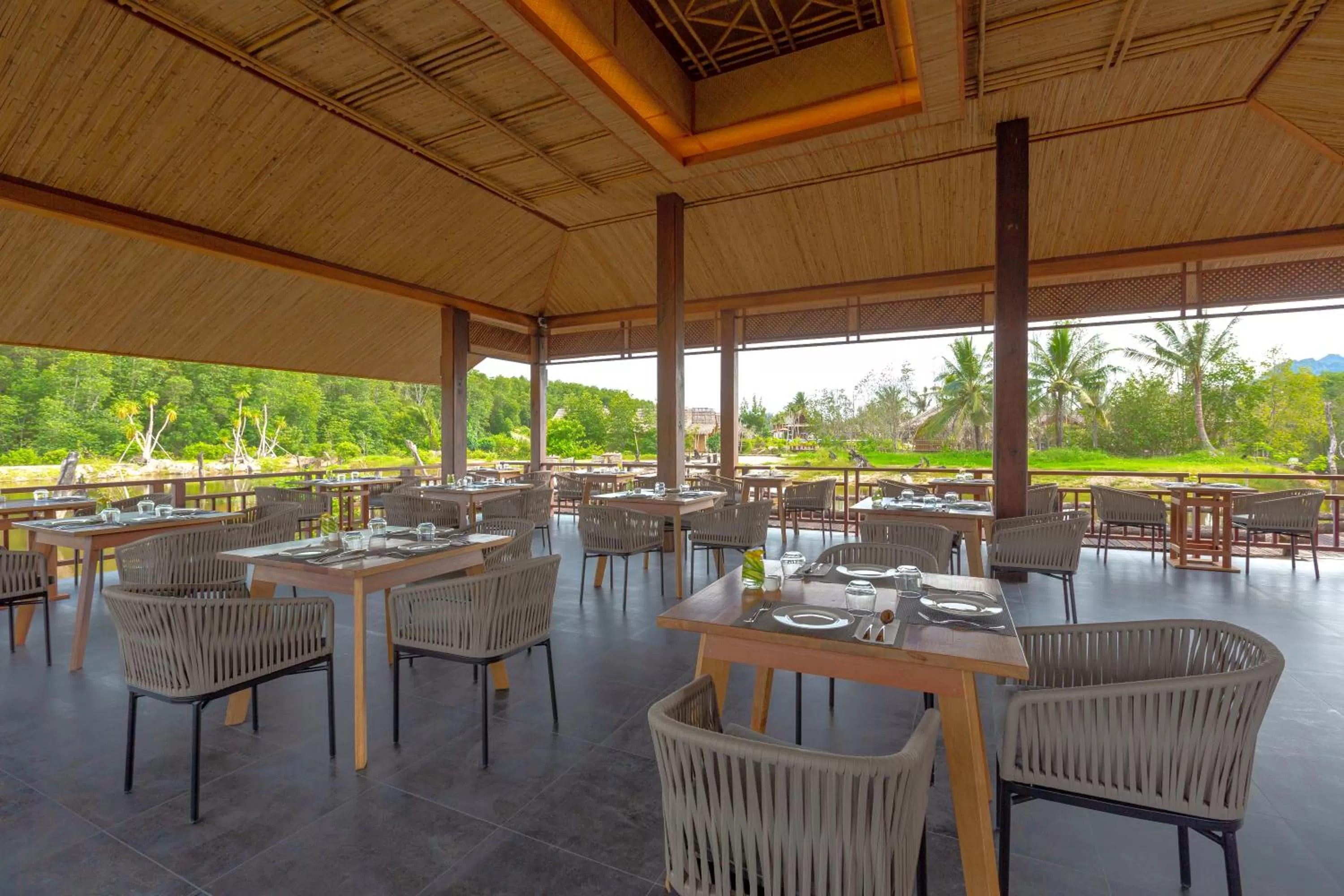 Restaurant/places to eat in Venice Krabi Villa Resort