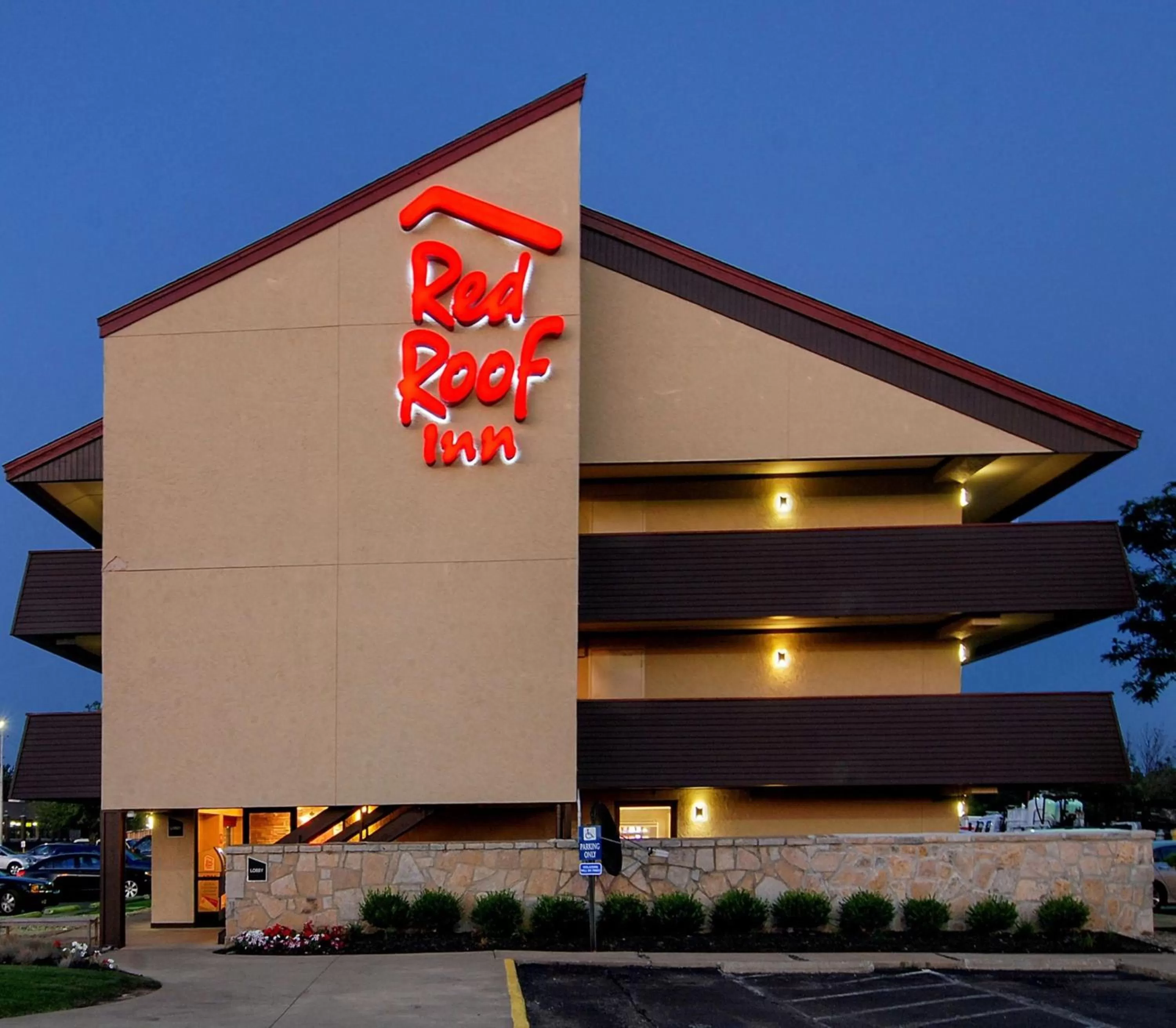 Property building in Red Roof Inn Toledo University