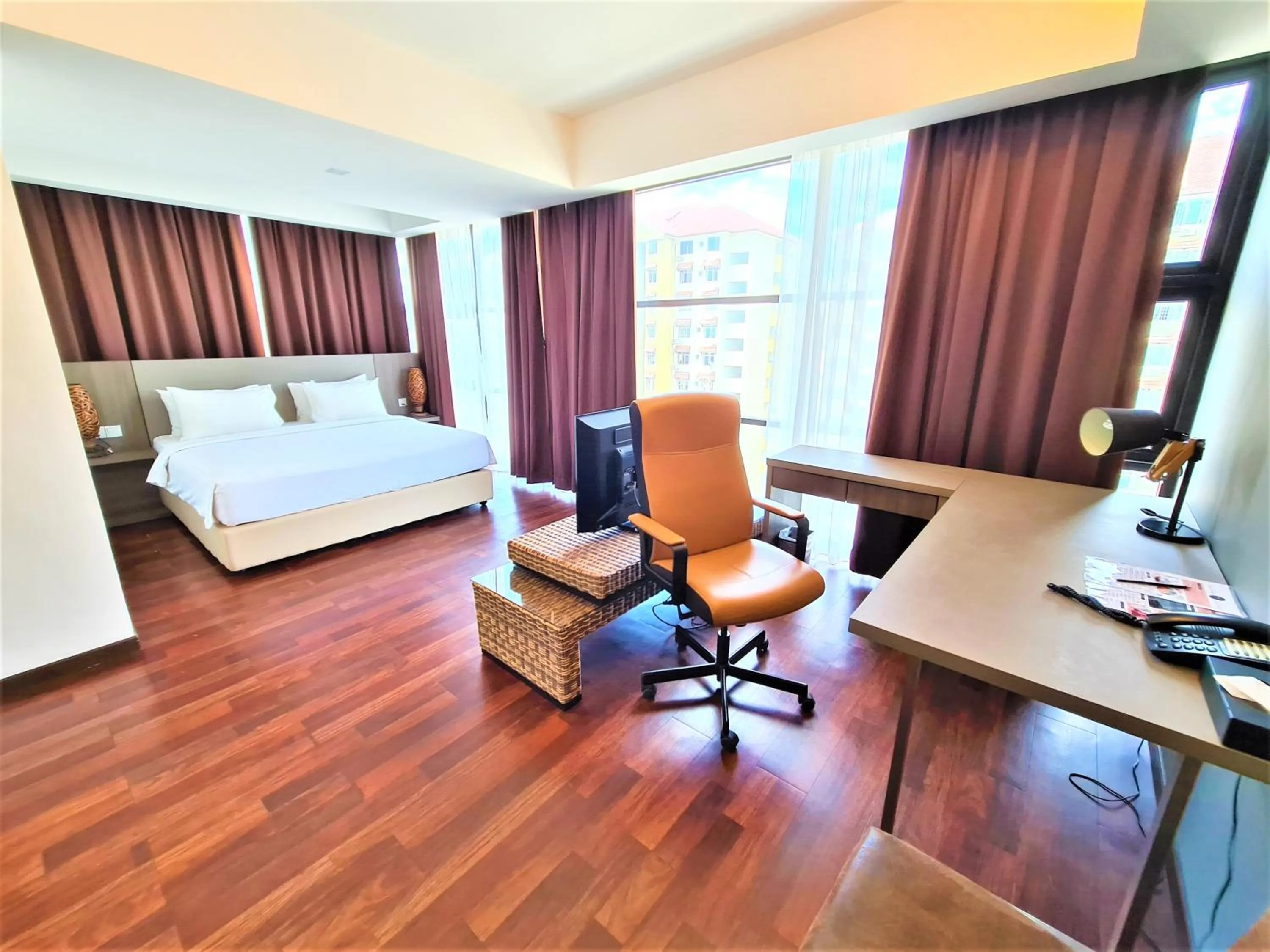 Bedroom, Bed in Nexus Regency Suites & Hotel