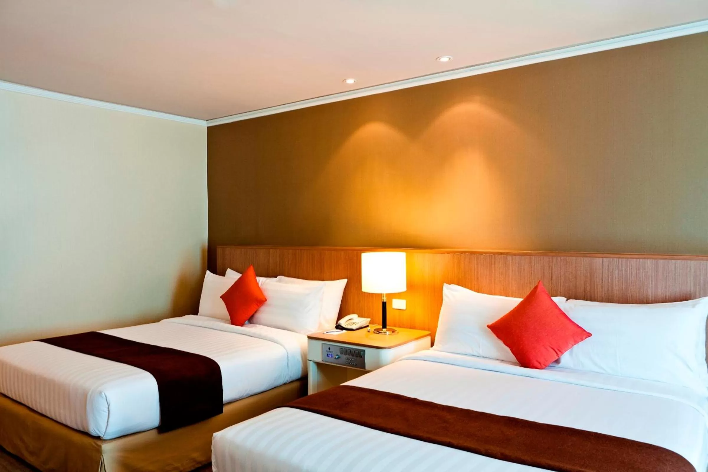 Bed in Royal Princess Larn Luang - SHA Extra Plus