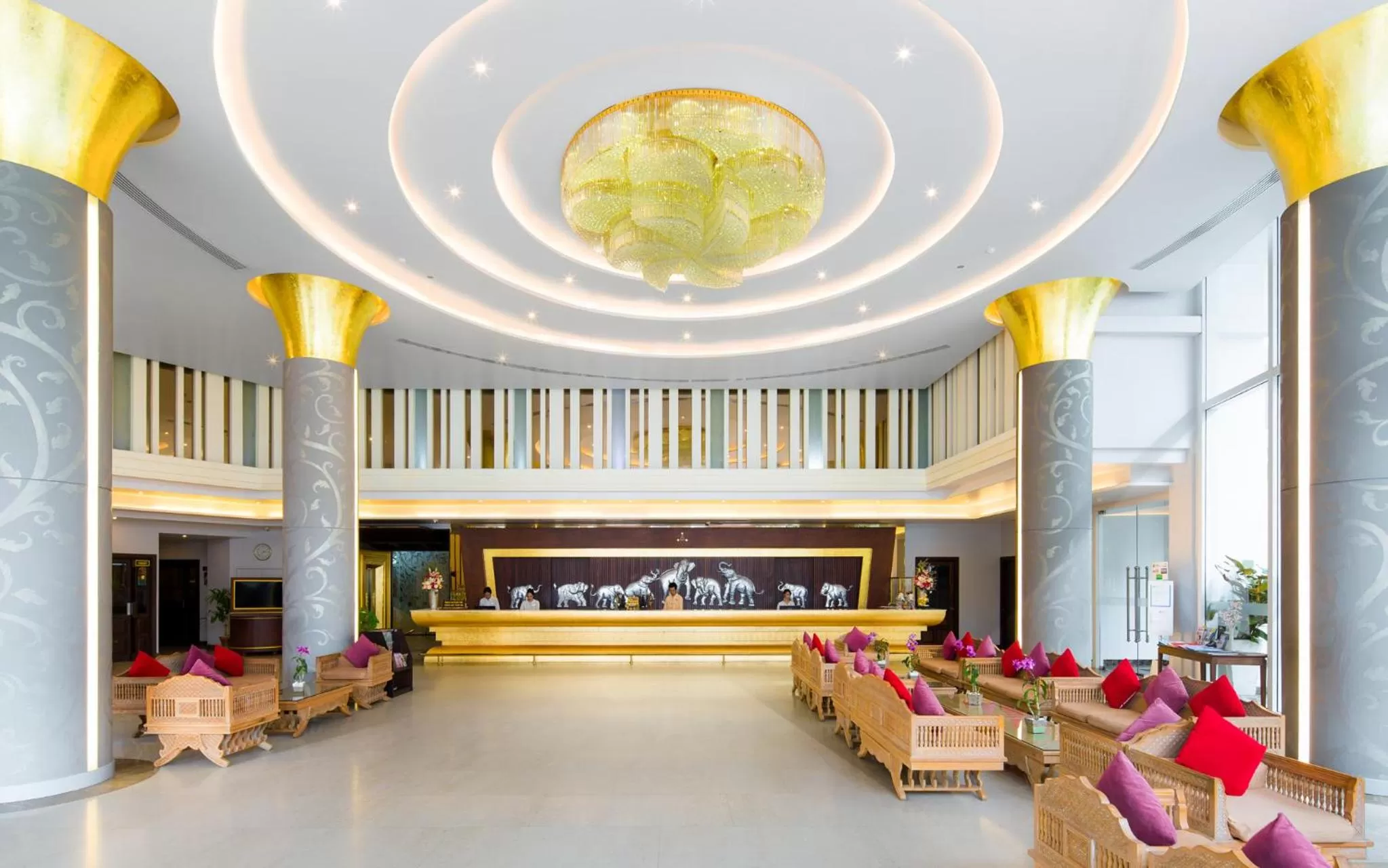 Lobby or reception in Aiyara Grand Hotel