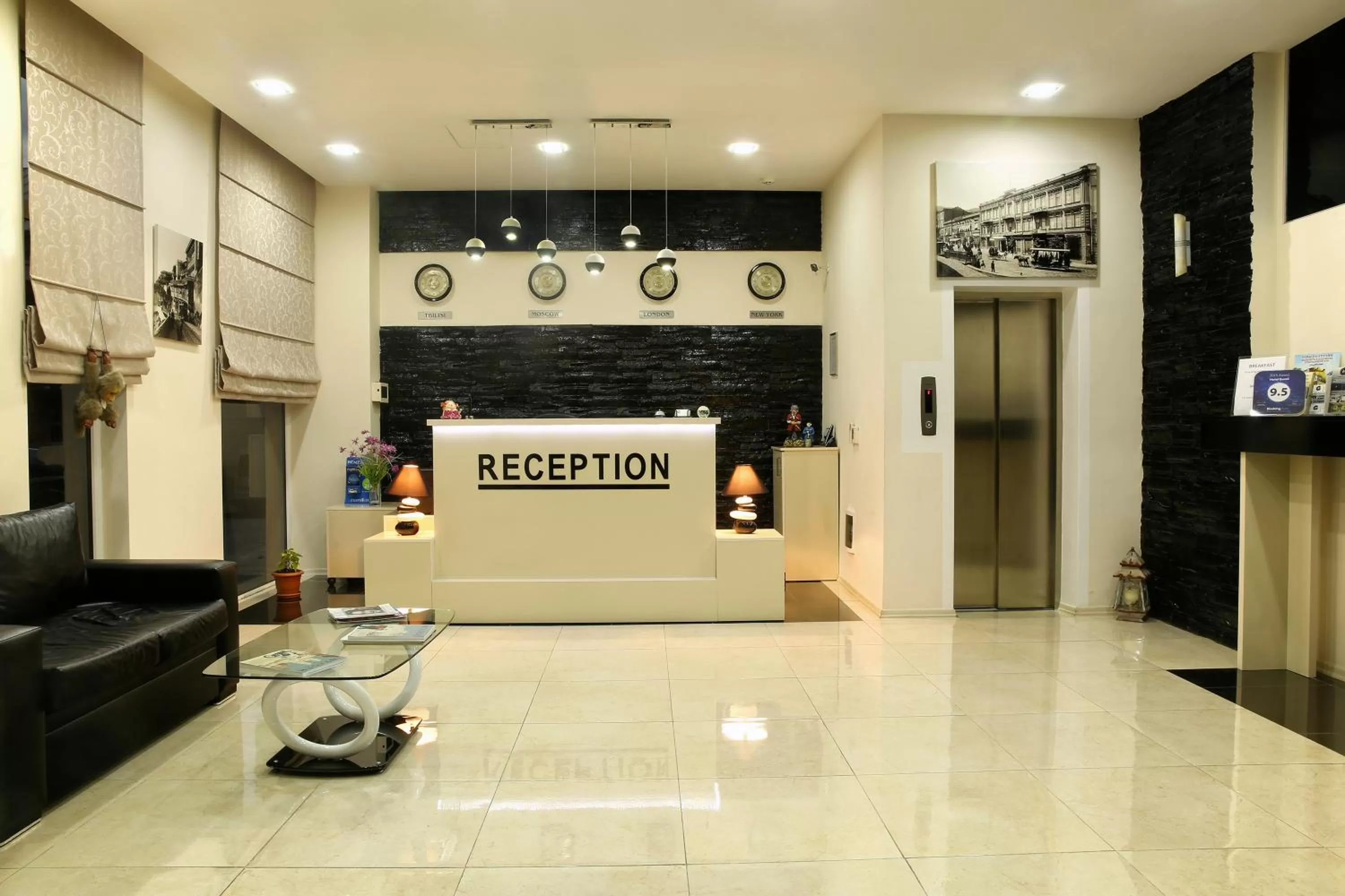 Lobby or reception in Hotel Gureli