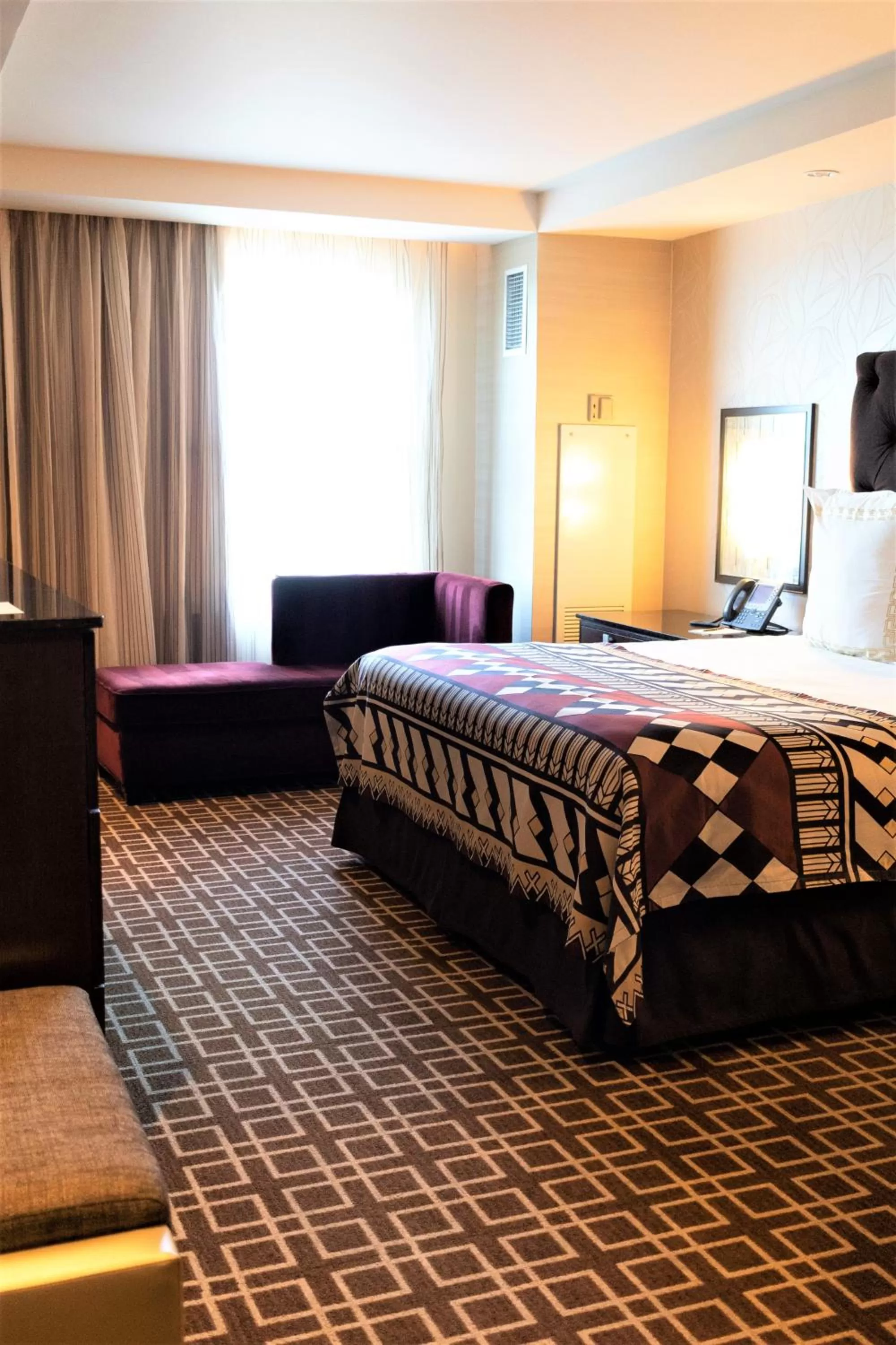 Bedroom, Bed in Miccosukee Casino & Resort
