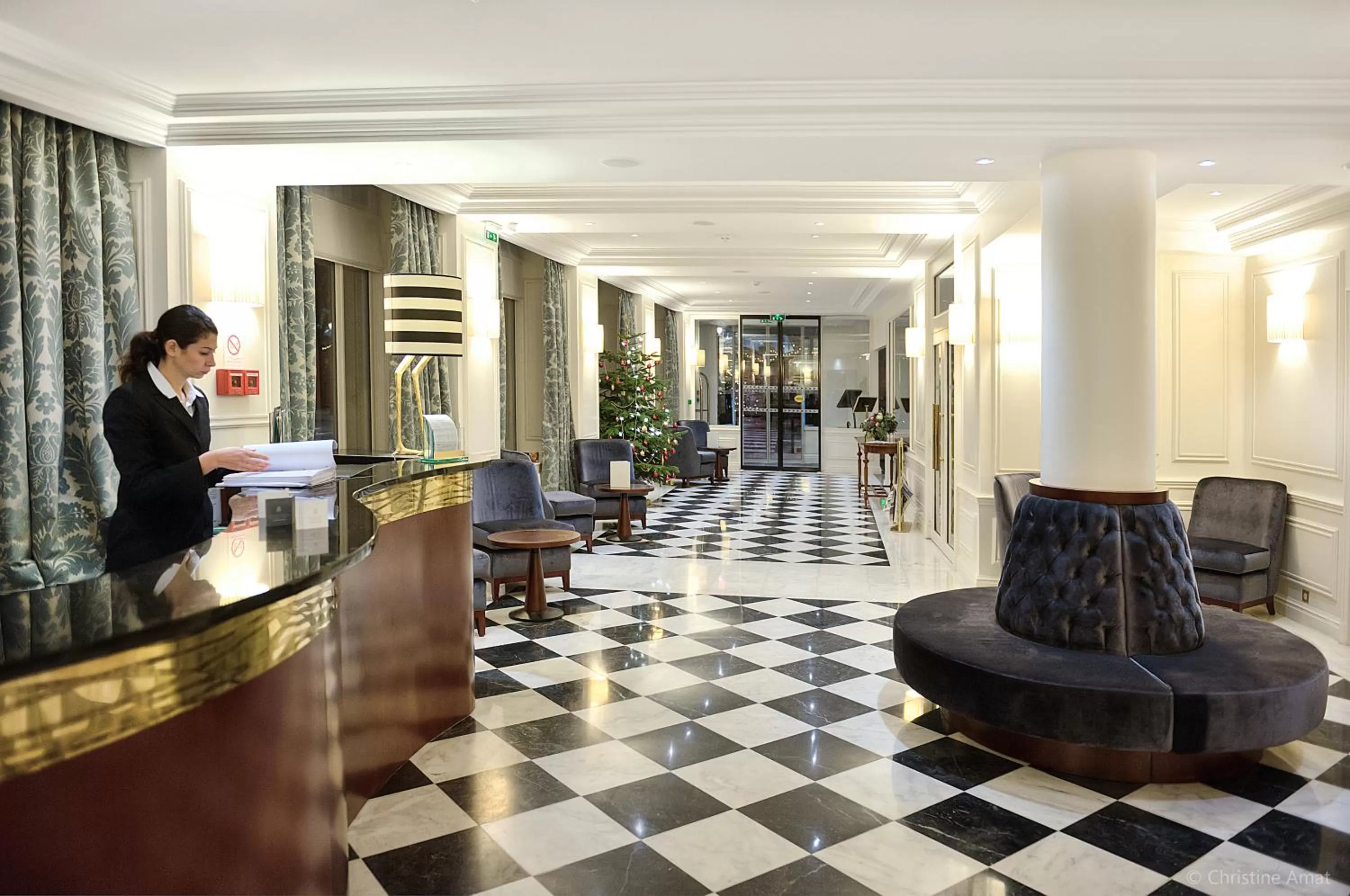 Staff in Hôtel de Sèze & Spa Bordeaux Centre