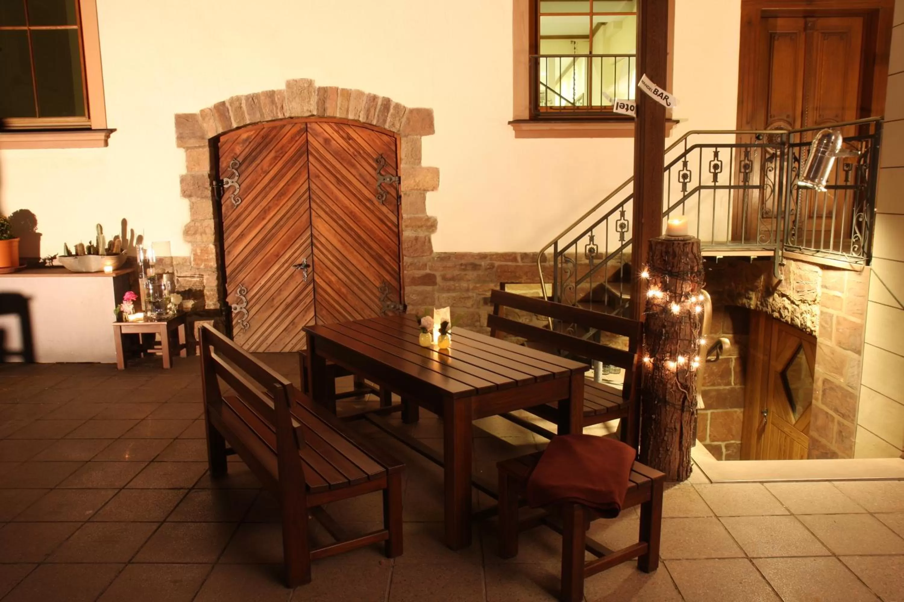 Patio, Restaurant/Places to Eat in Hotel Deutsches Haus