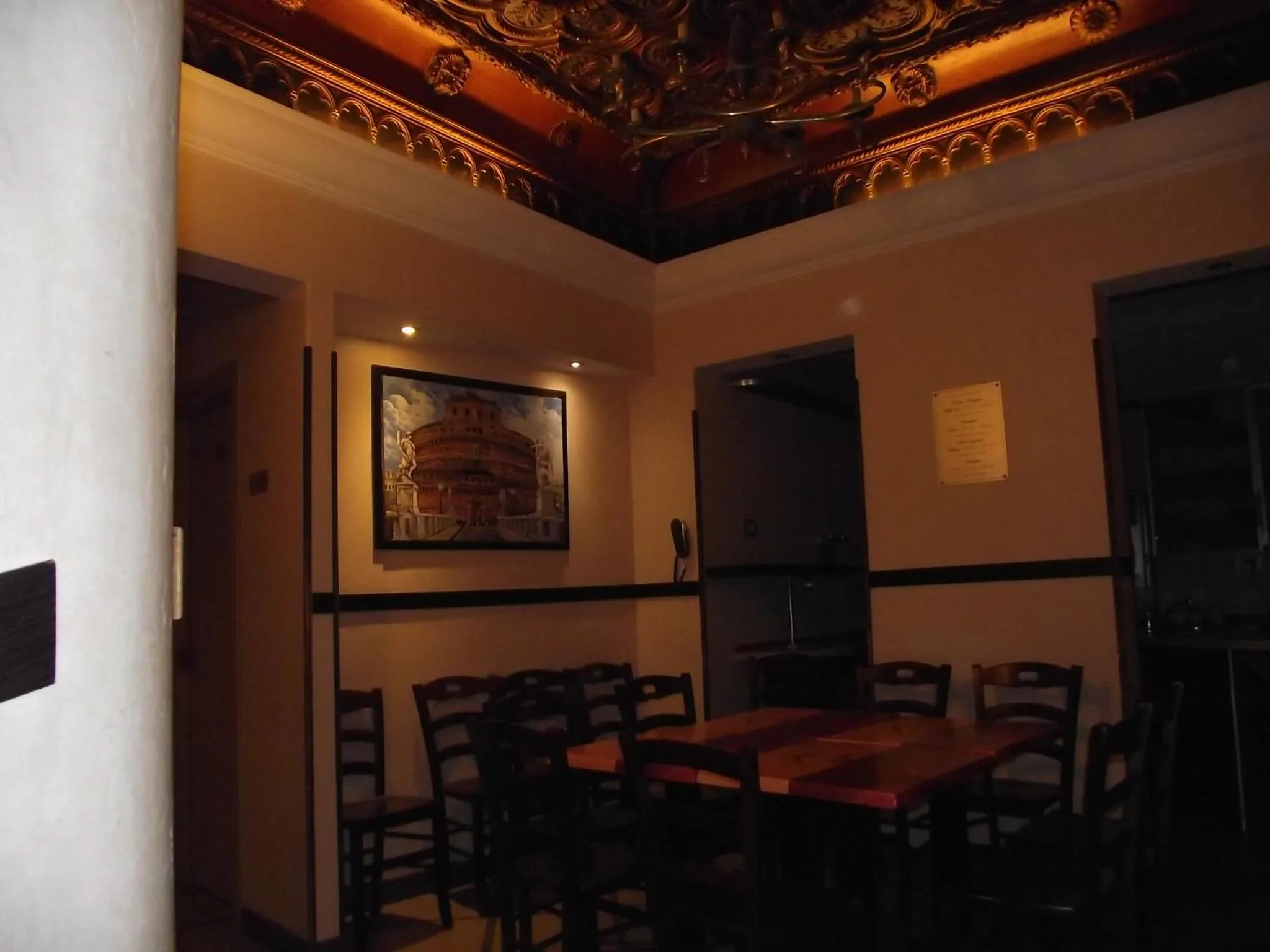 Dining area in Hotel Elide