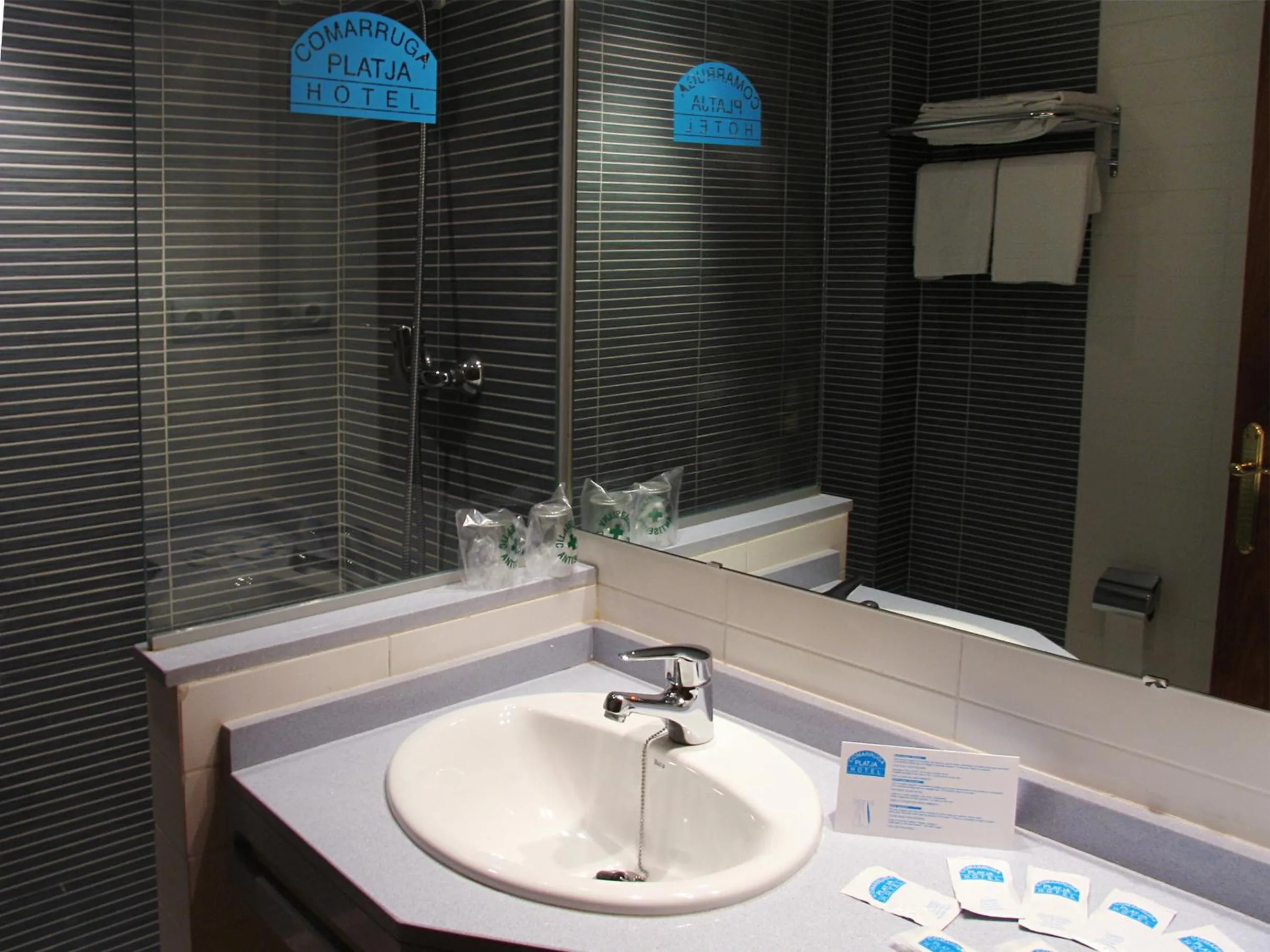 Bathroom in Hotel Comarruga Platja