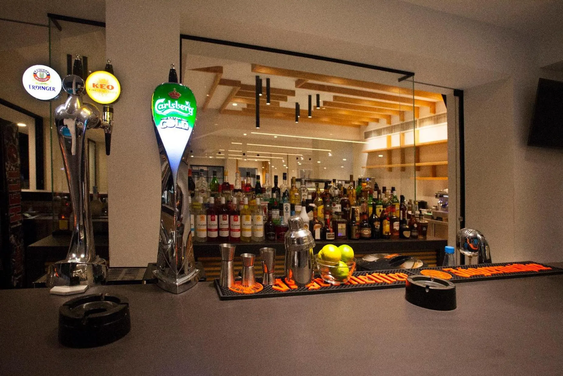 Lounge or bar in Pefkos City Hotel