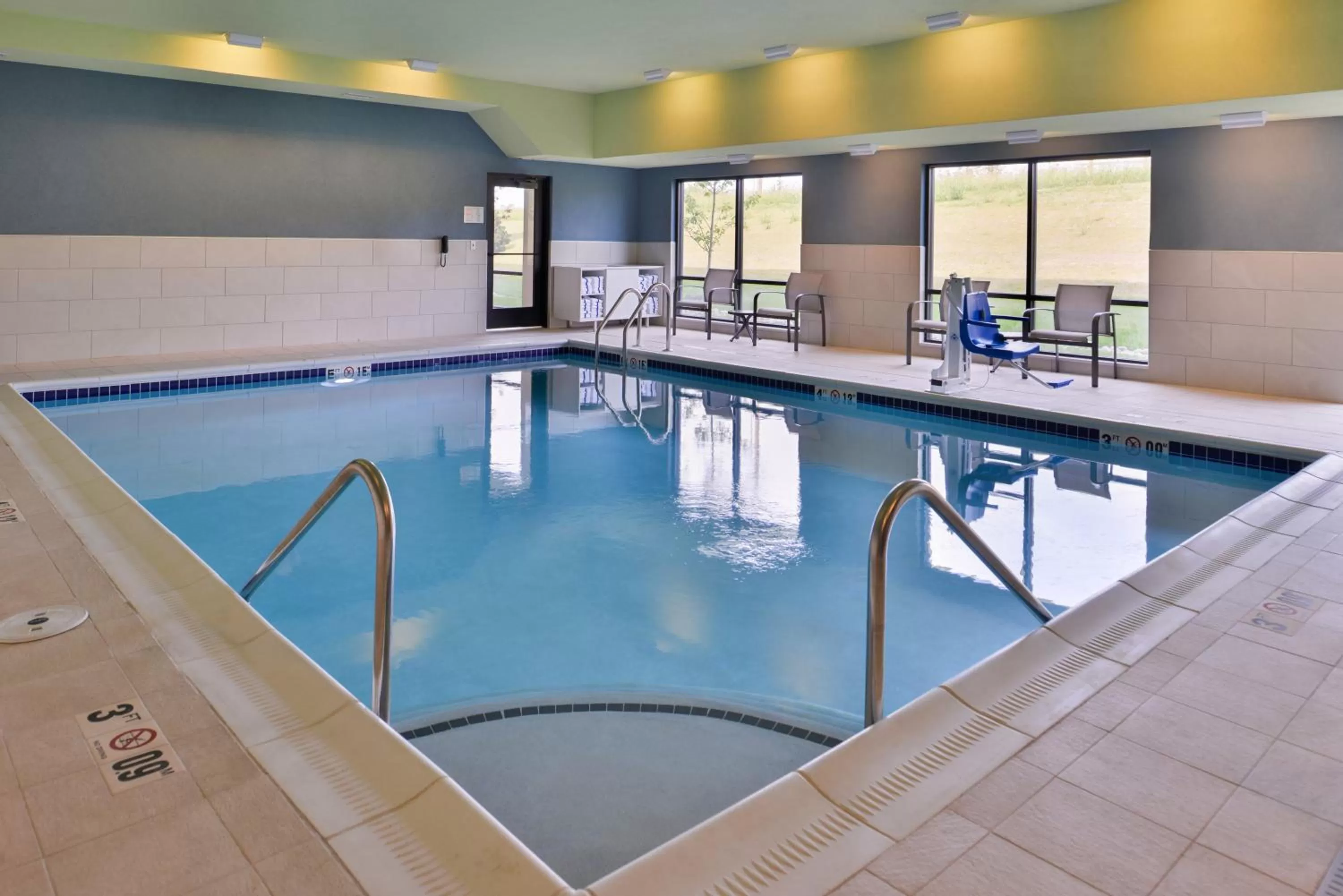 Swimming pool in Holiday Inn Express & Suites - Olathe West by IHG
