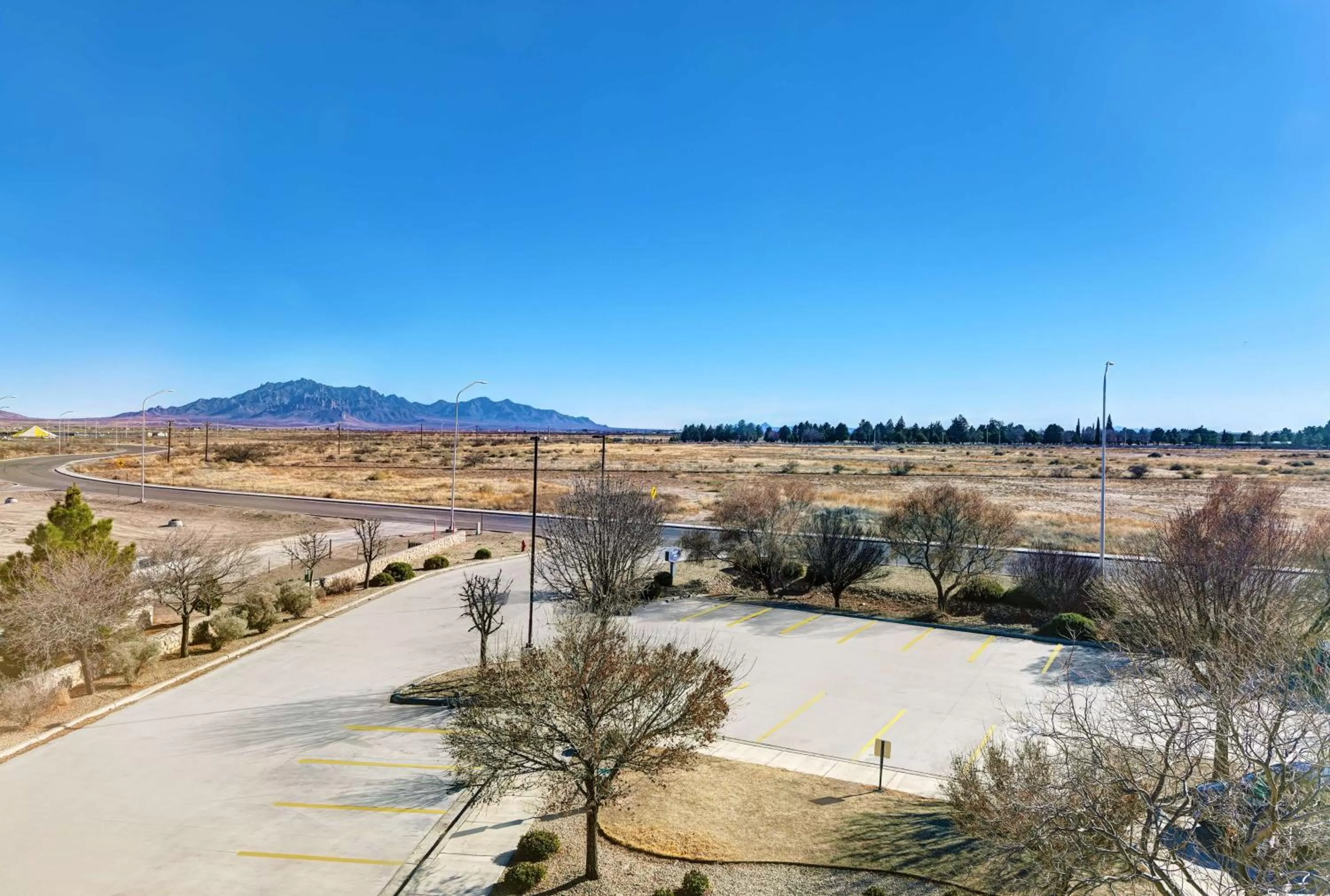 Property building in Hampton Inn Deming