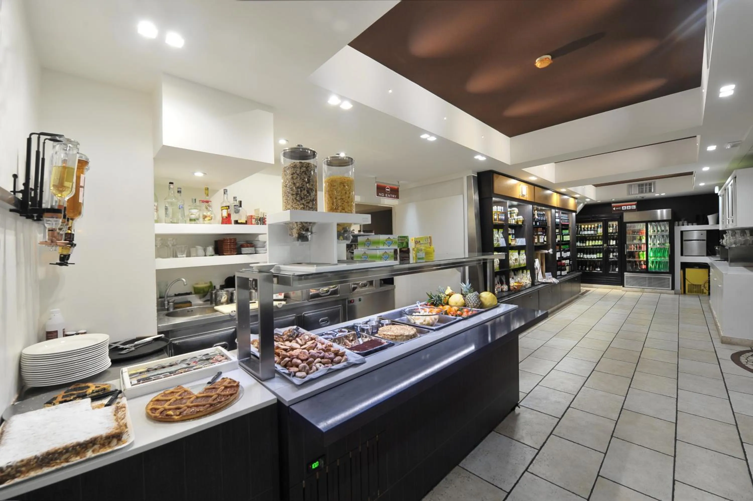 Restaurant/places to eat in Hotel Testani Frosinone