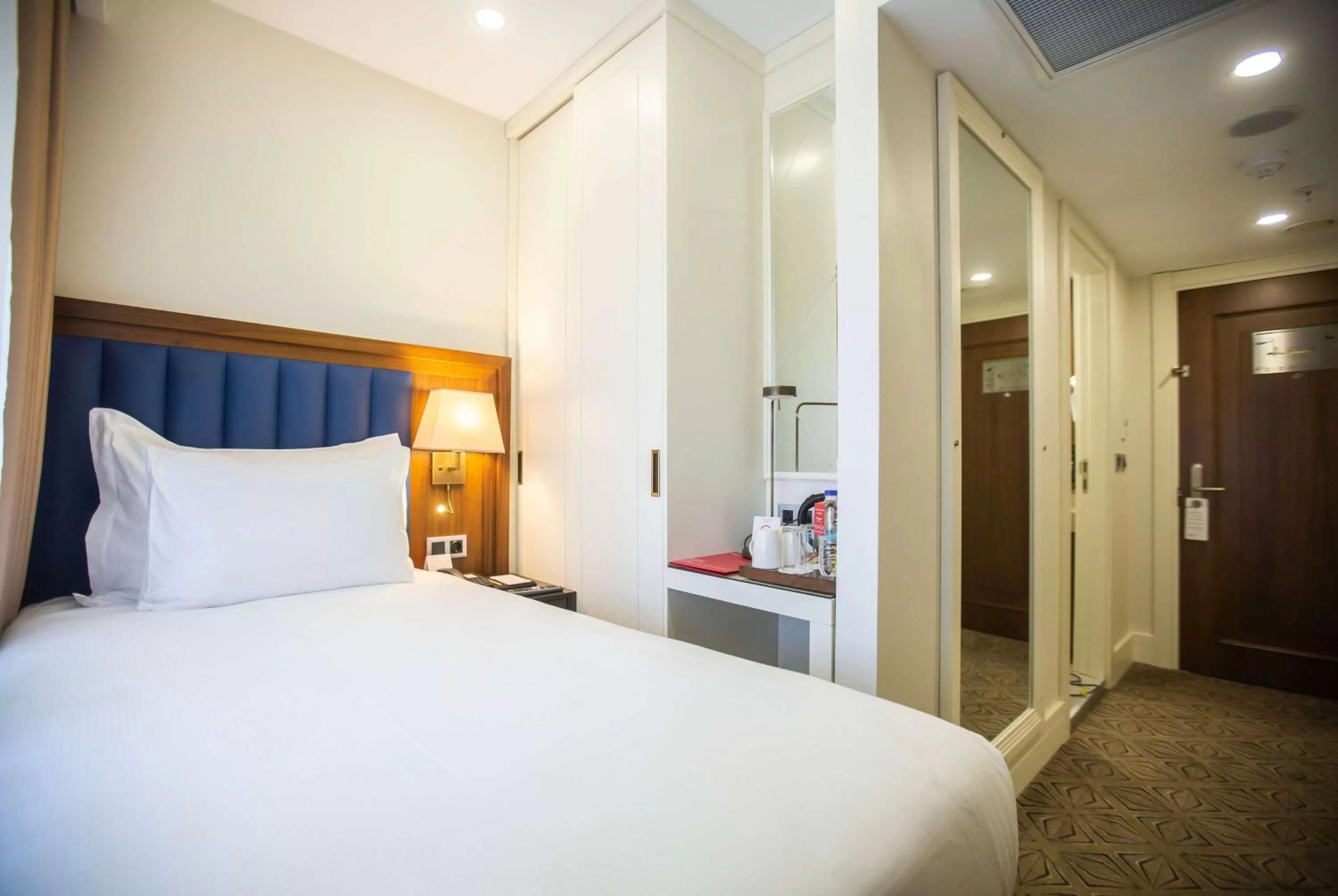 Bed in Ramada Plaza Sultanahmet