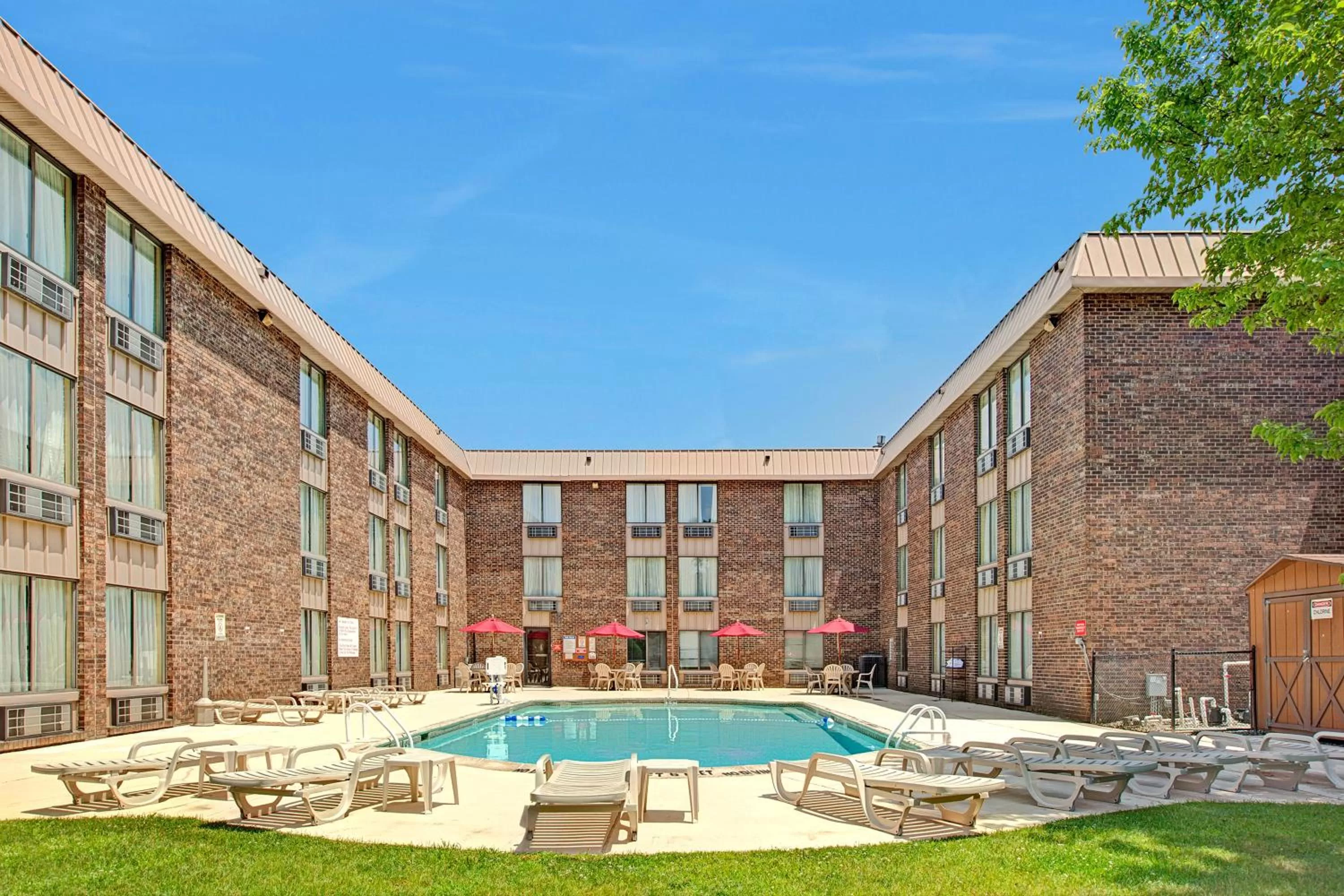 Swimming Pool in Days Inn by Wyndham East Windsor/Hightstown