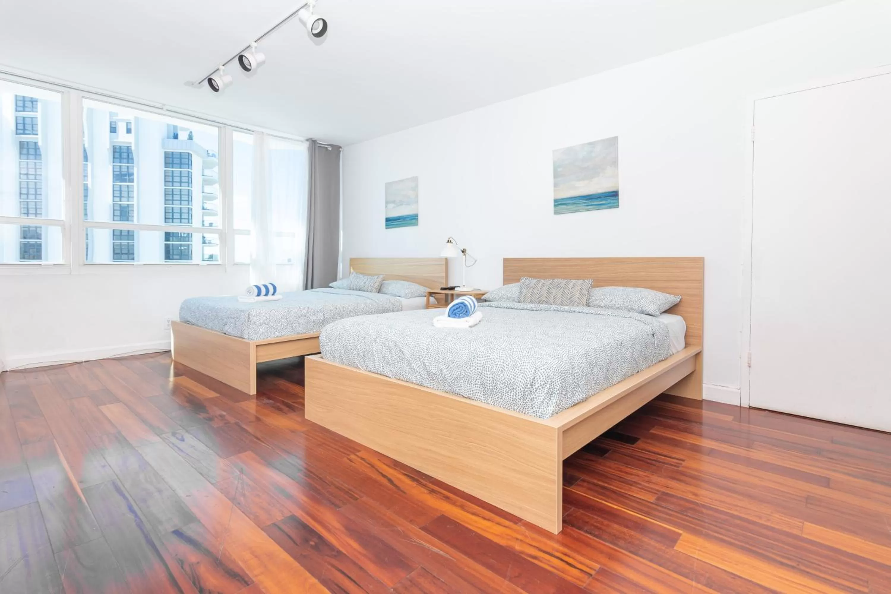 Superior Studio in Girasole Apartments