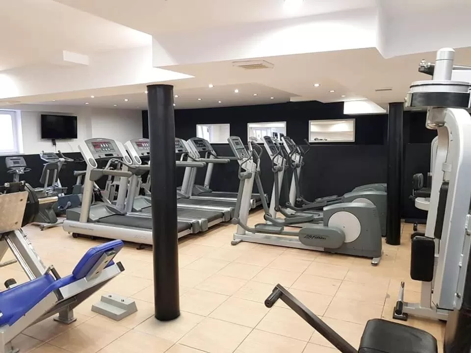 Fitness centre/facilities in Hotel Miłosz Restauracja, Basen dla dzieci, Sala Zabaw, Siłownia