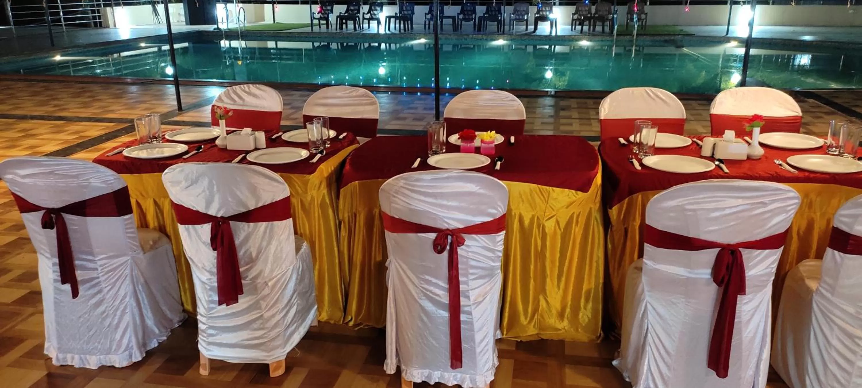 Restaurant/places to eat in Mango Valley Resort Ganpatipule