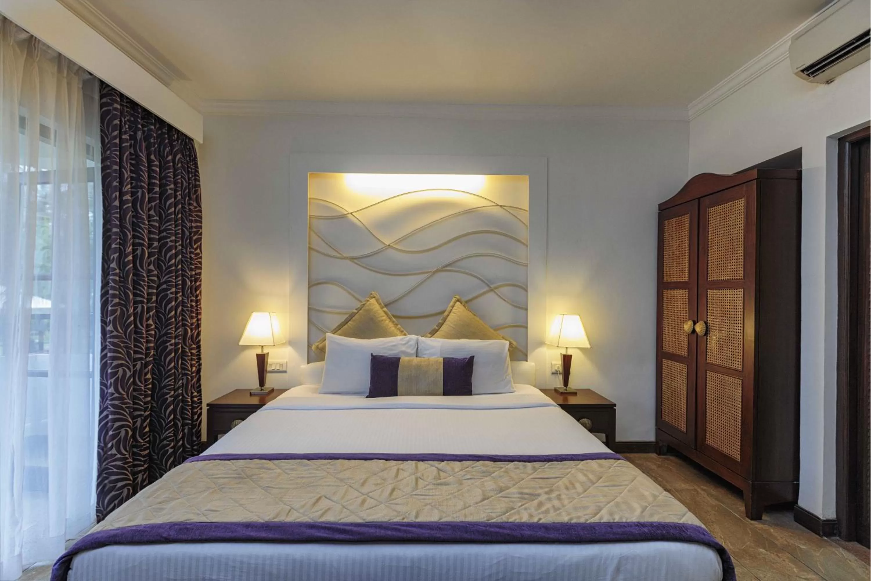 Bed in Sonesta Inns - Candolim