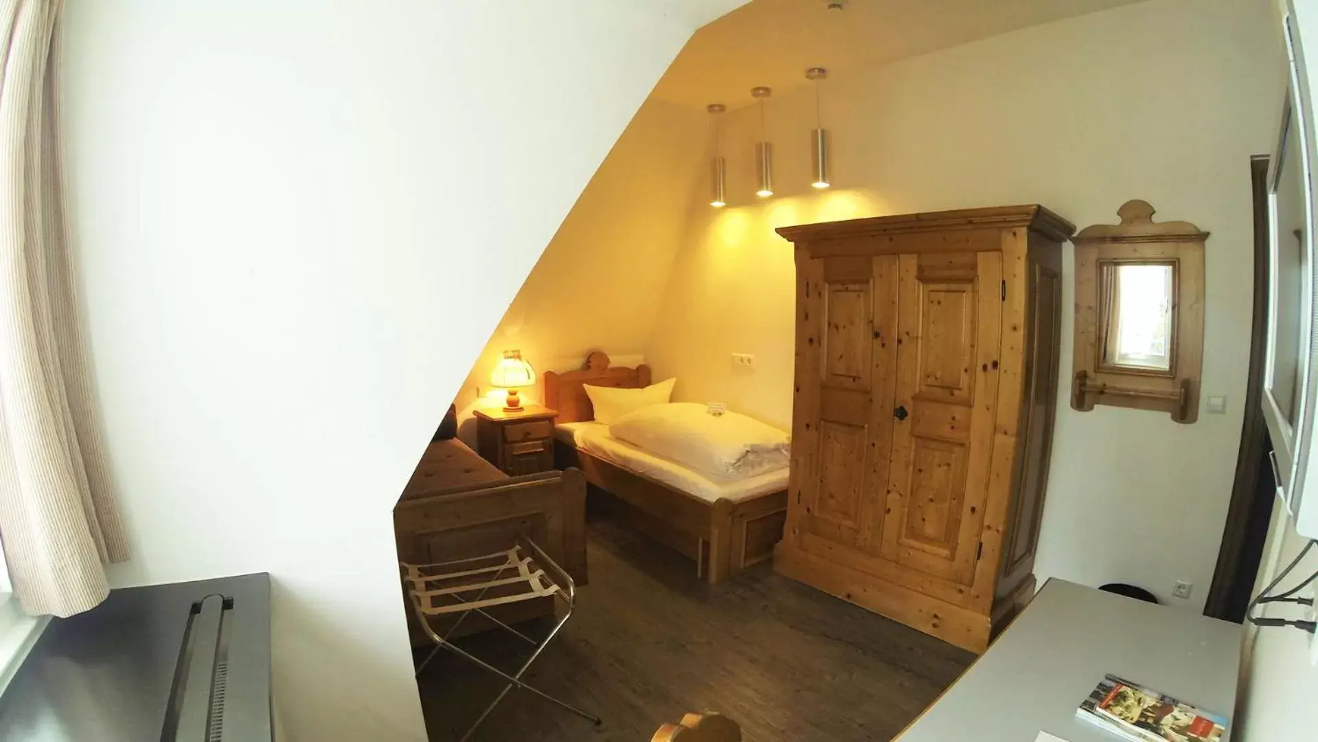 Budget Twin Room in Hotel Landgasthof Koechlin Budget Twin Room in Hotel Landgasthof Koechlin