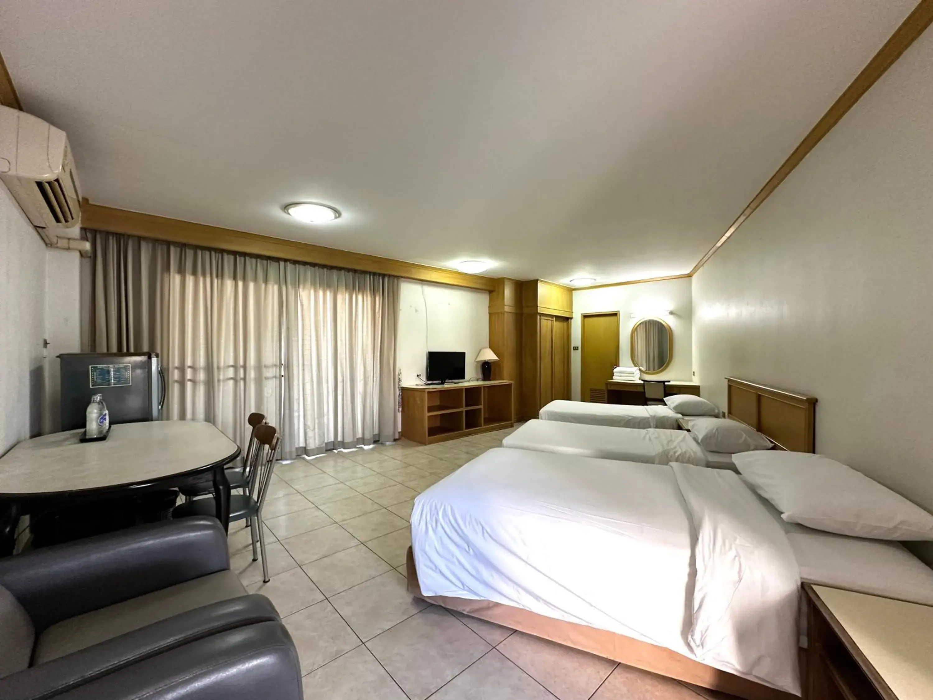 Standard Triple Studio in Garden Paradise Standard Triple Studio in Garden Paradise