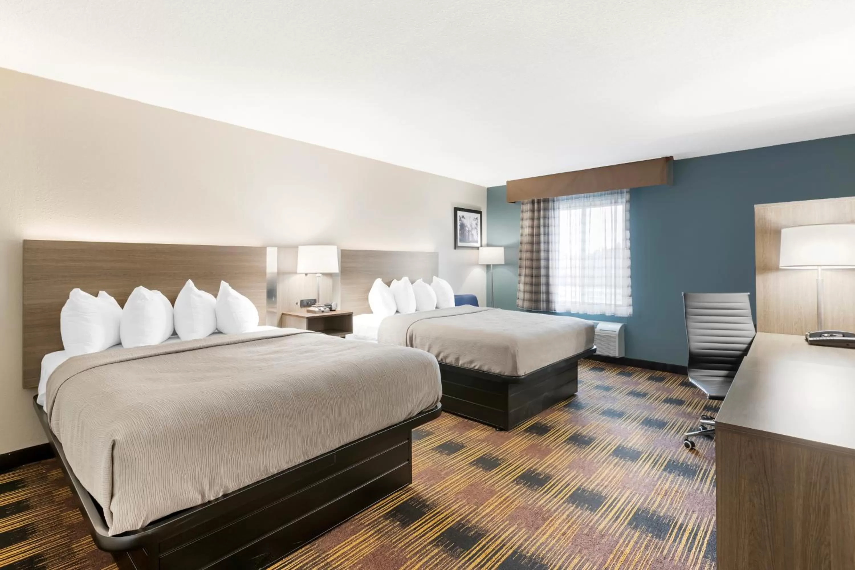 Bedroom, Bed in Quality Inn Newton at I-80