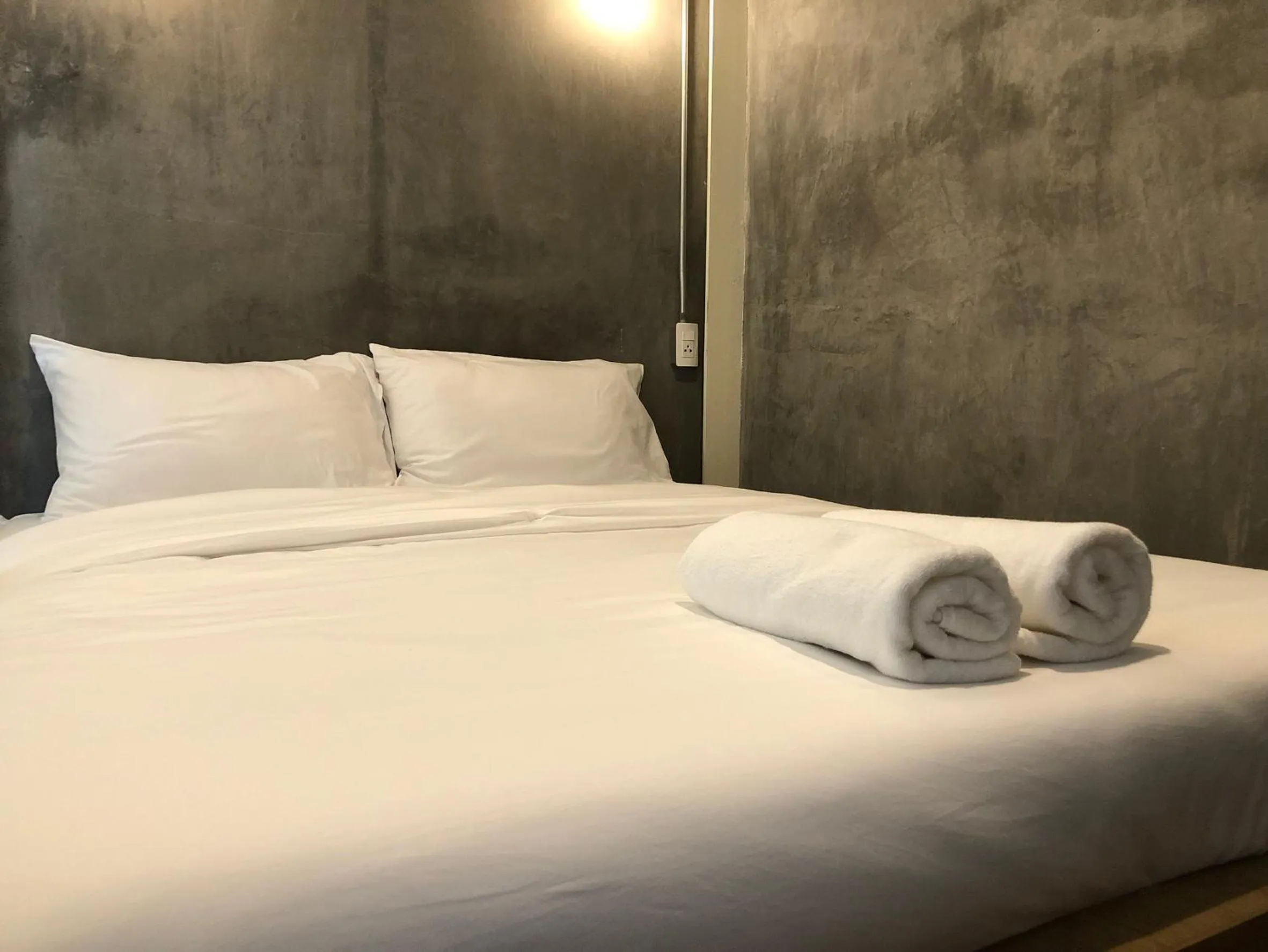 Bedroom, Bed in On the Bed Hostel