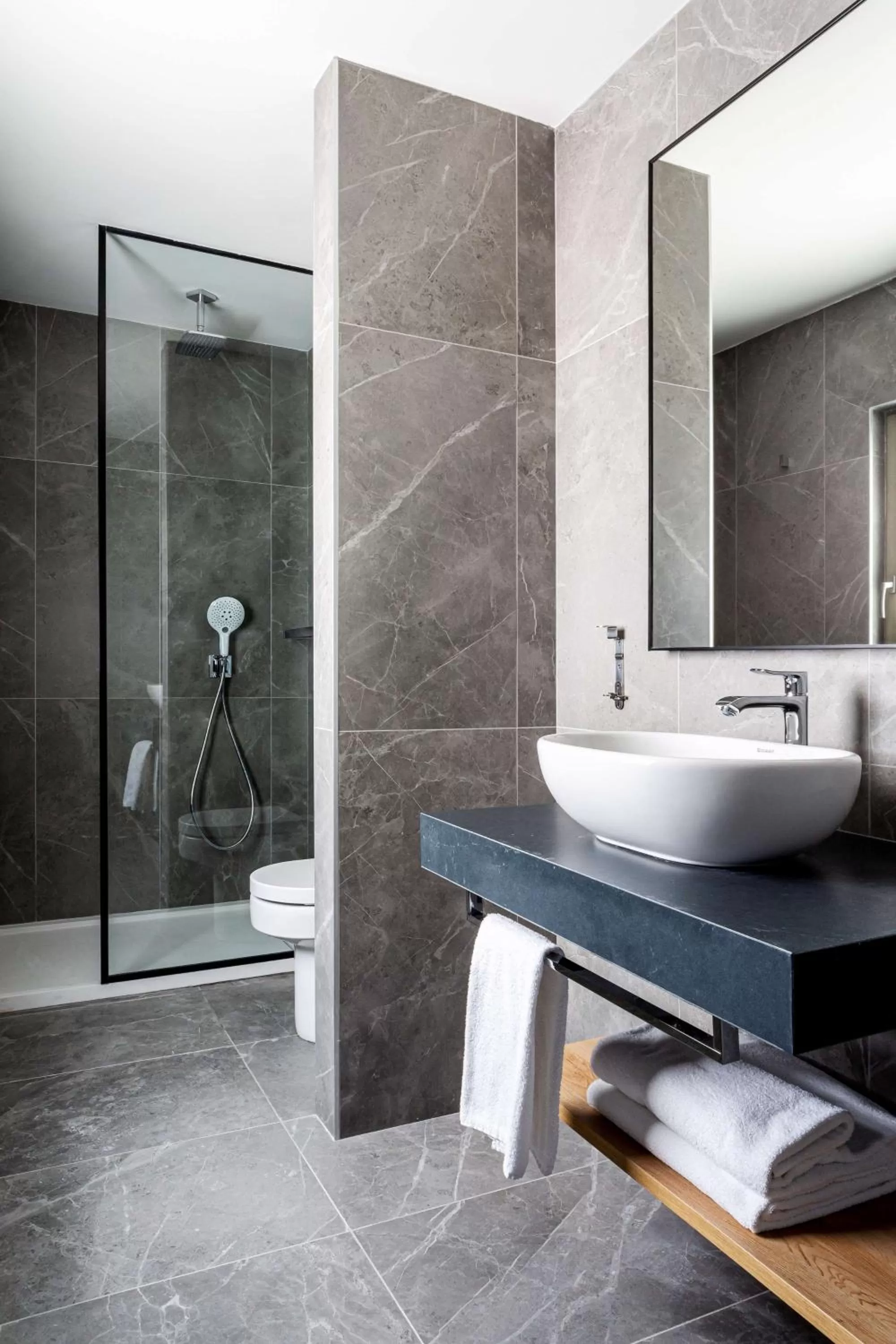 Bathroom in Radisson Blu Hotel, Madrid Prado