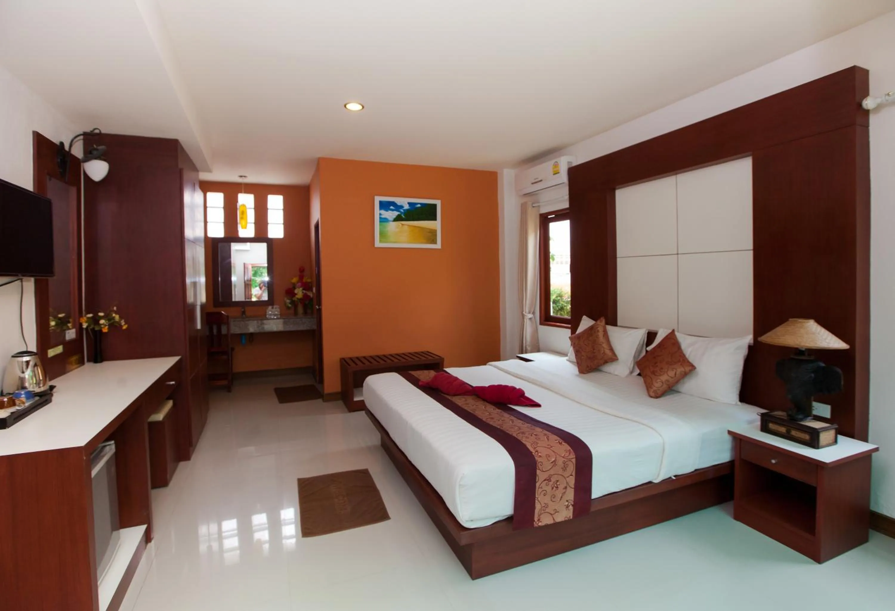Deluxe Suite in Lanta Riviera Beach Resort