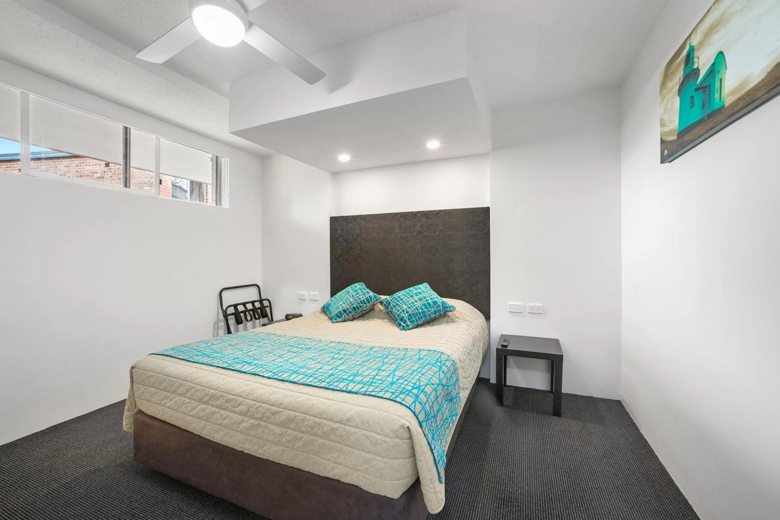 Bedroom, Bed in El Motor Inn