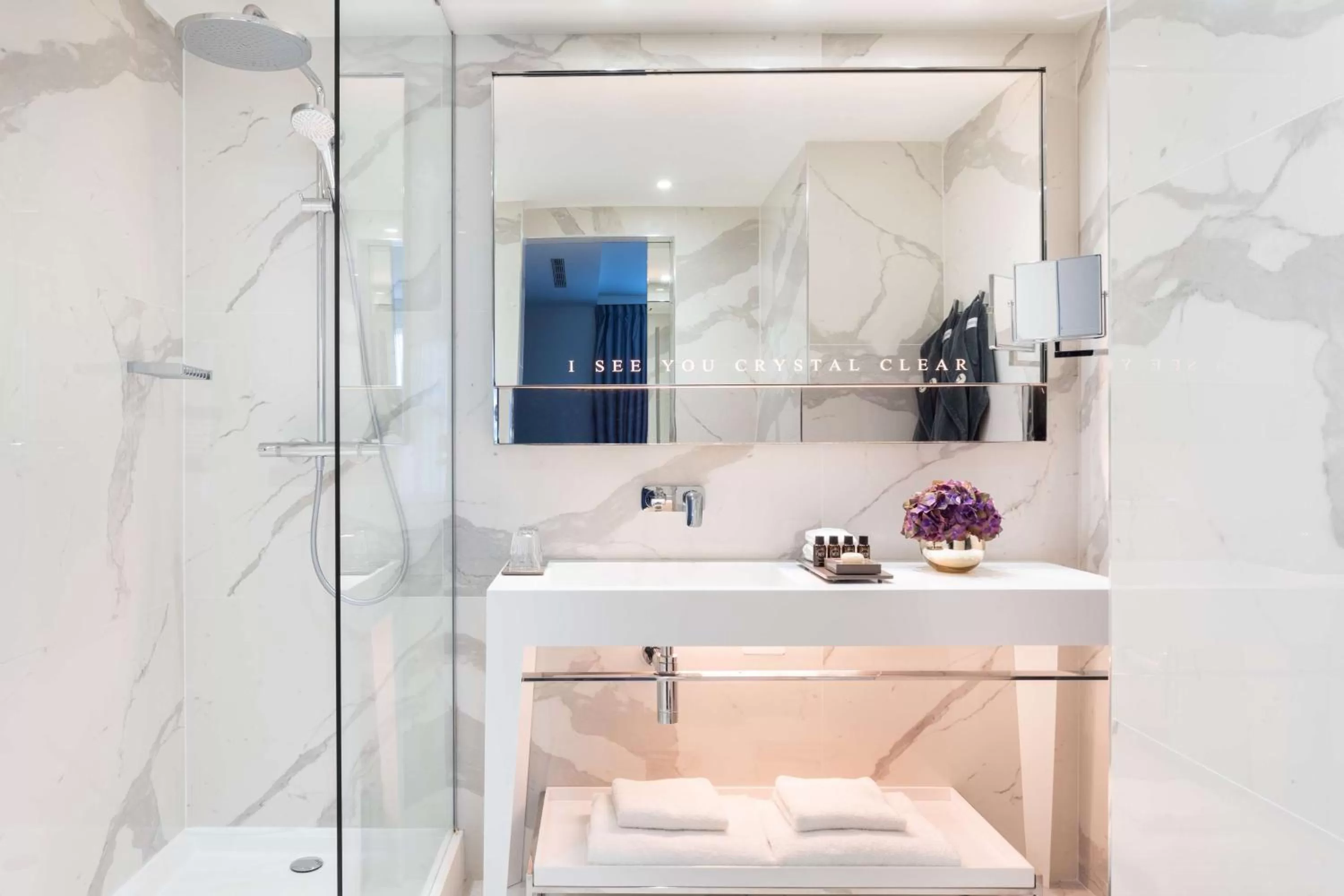 Bathroom in Holmes Hotel London