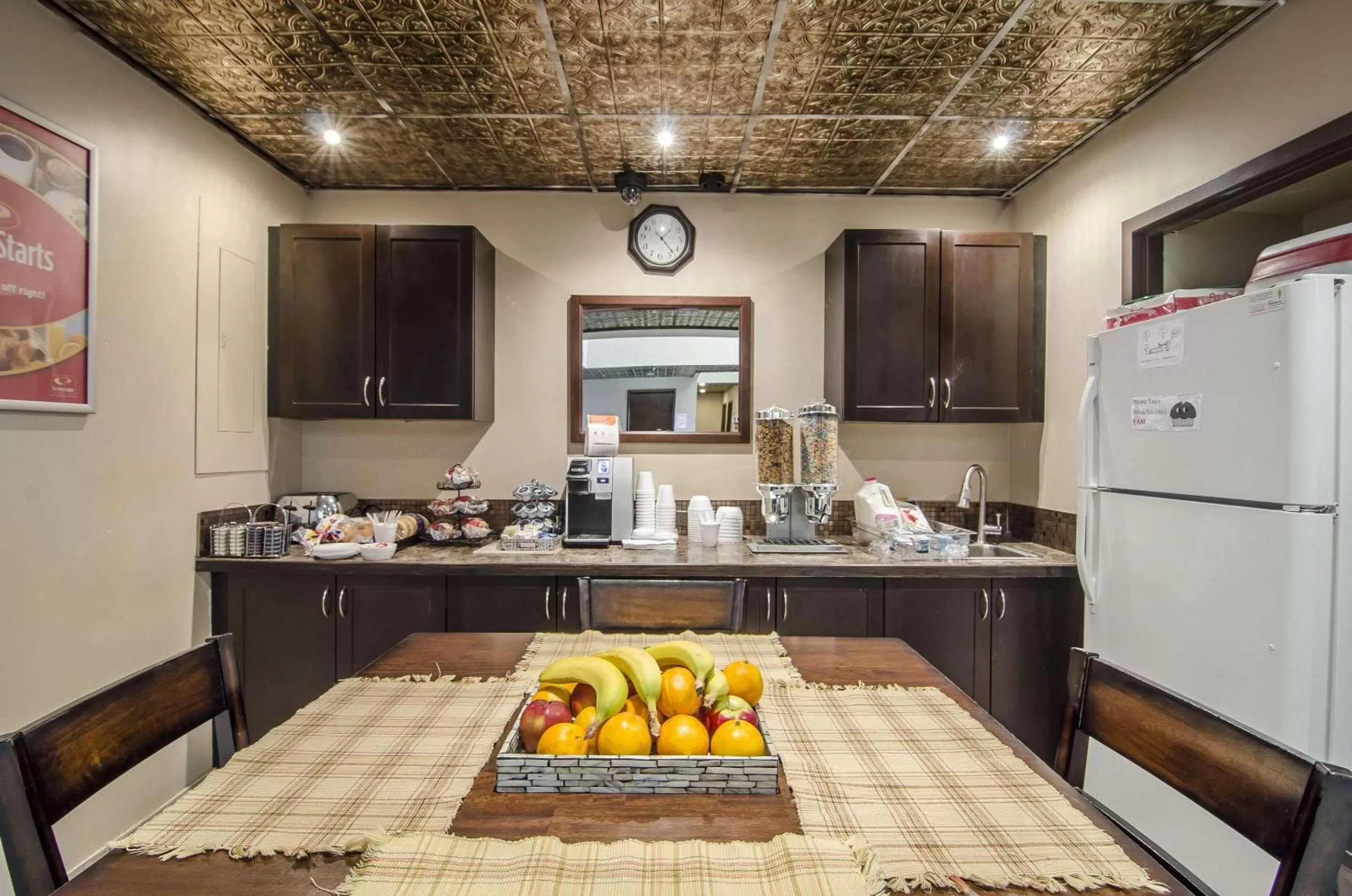 Restaurant/places to eat in Econo Lodge Lloydminster