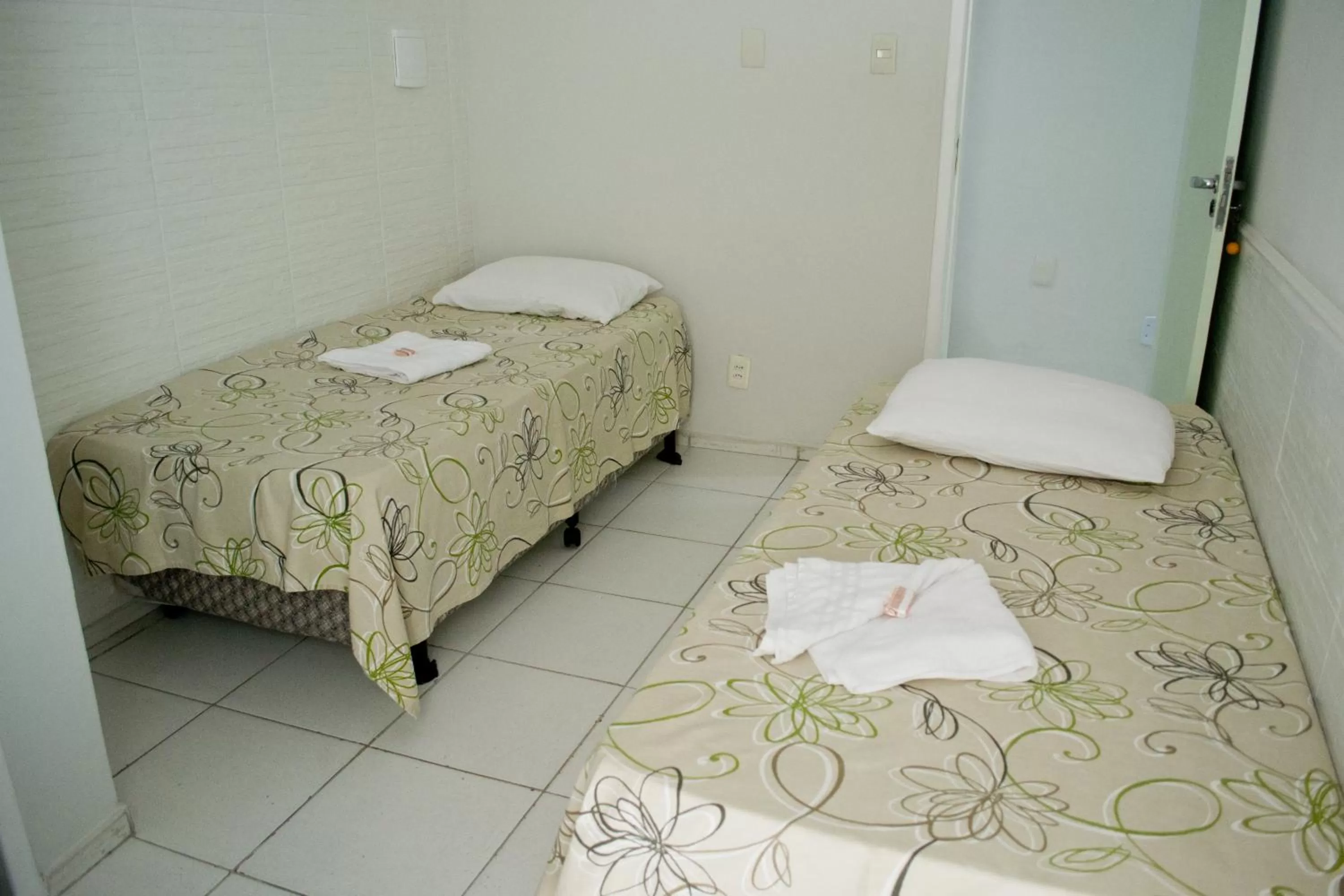 Bedroom, Bed in Pousada Corais da Barra