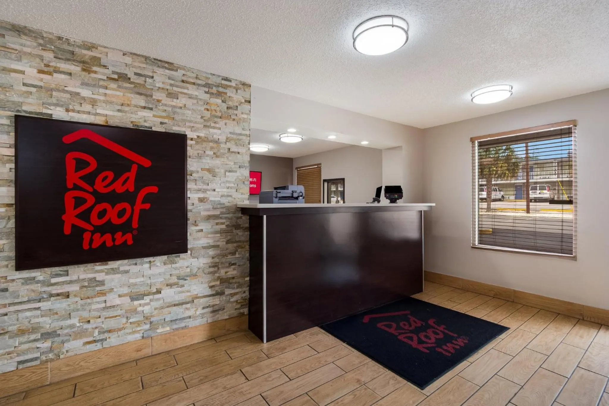 Lobby or reception in Red Roof Inn Columbia, SC Airport