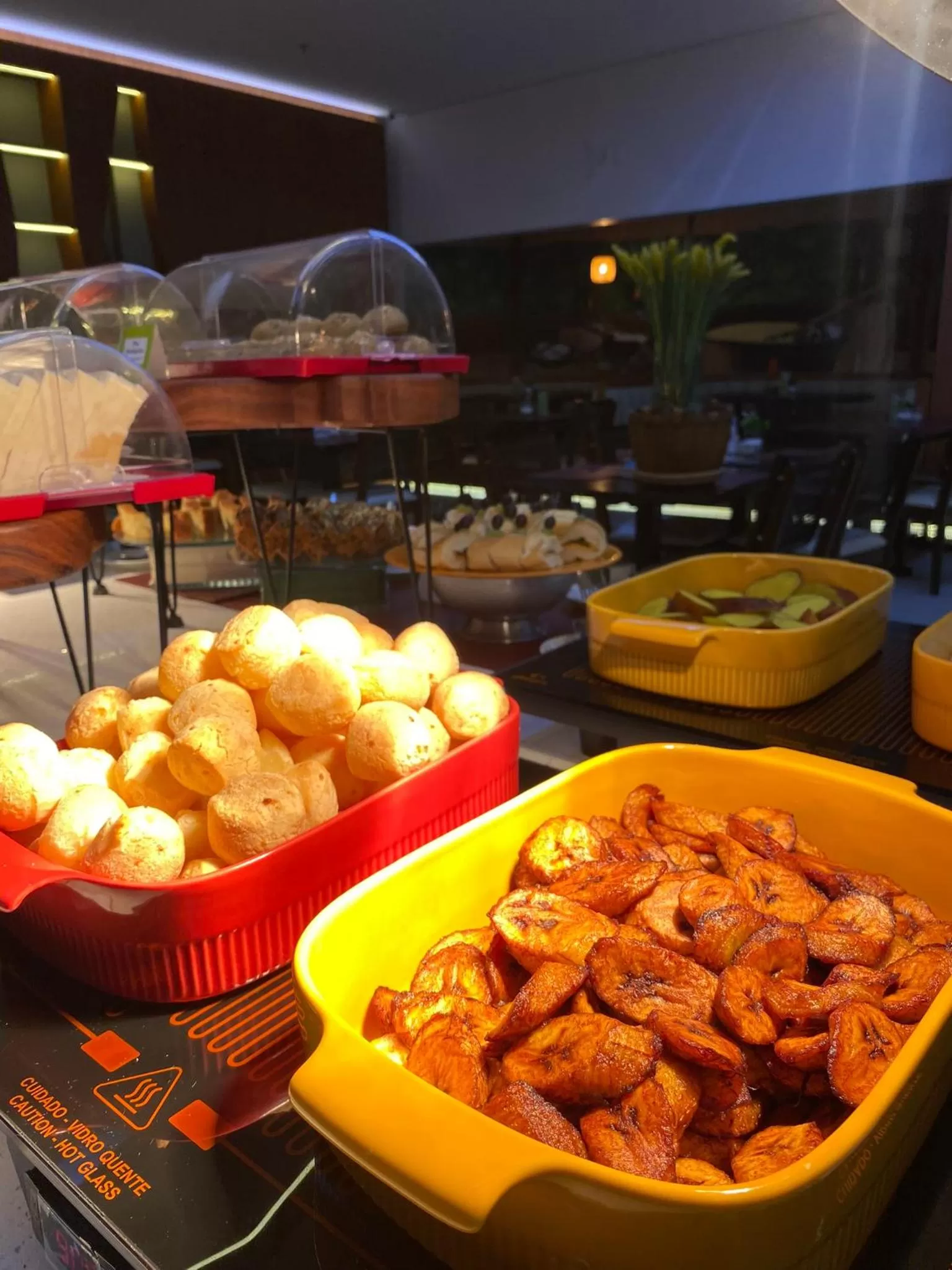 Restaurant/places to eat in Quality Hotel Manaus