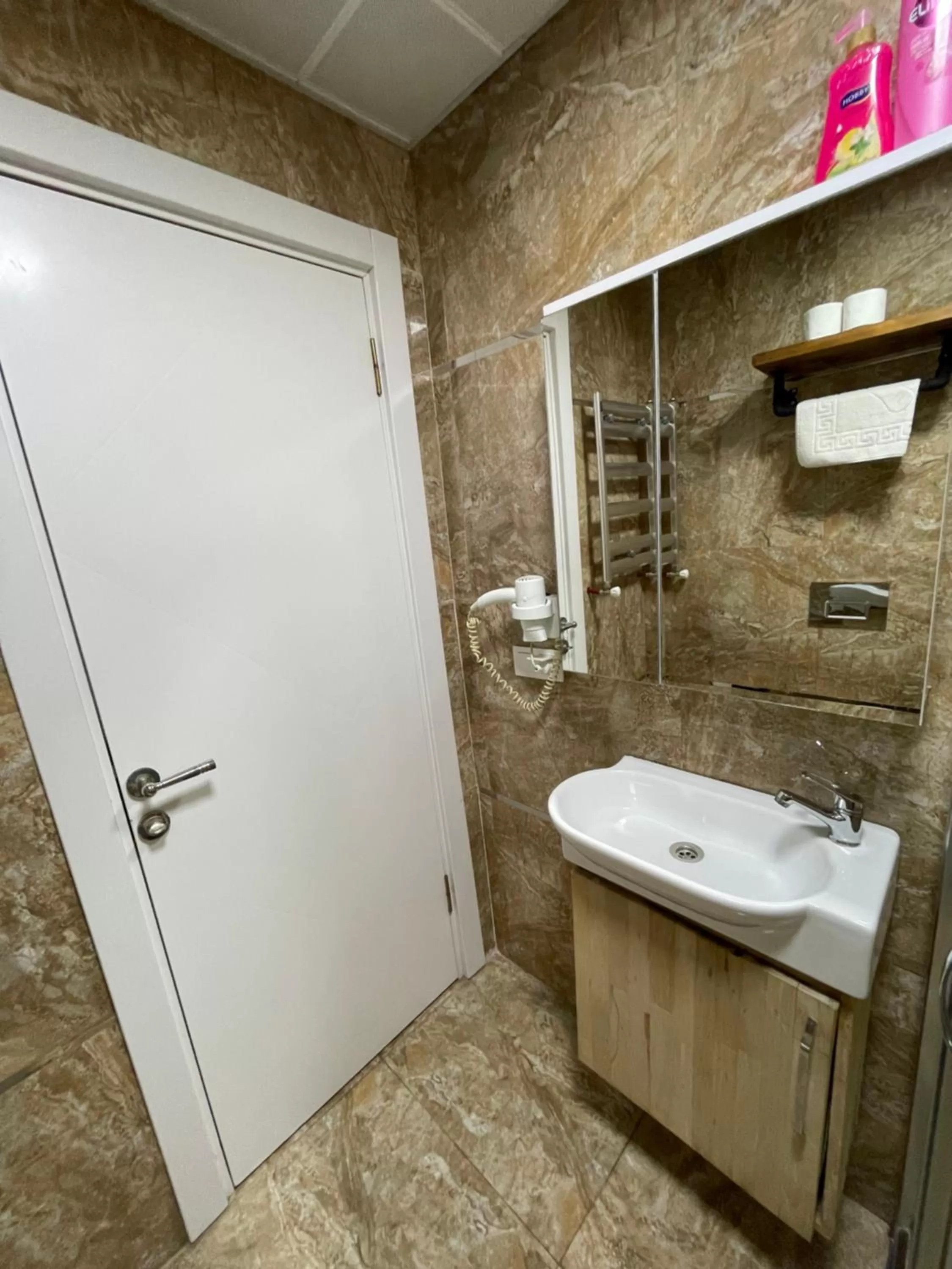 Bathroom in Arat Apartments