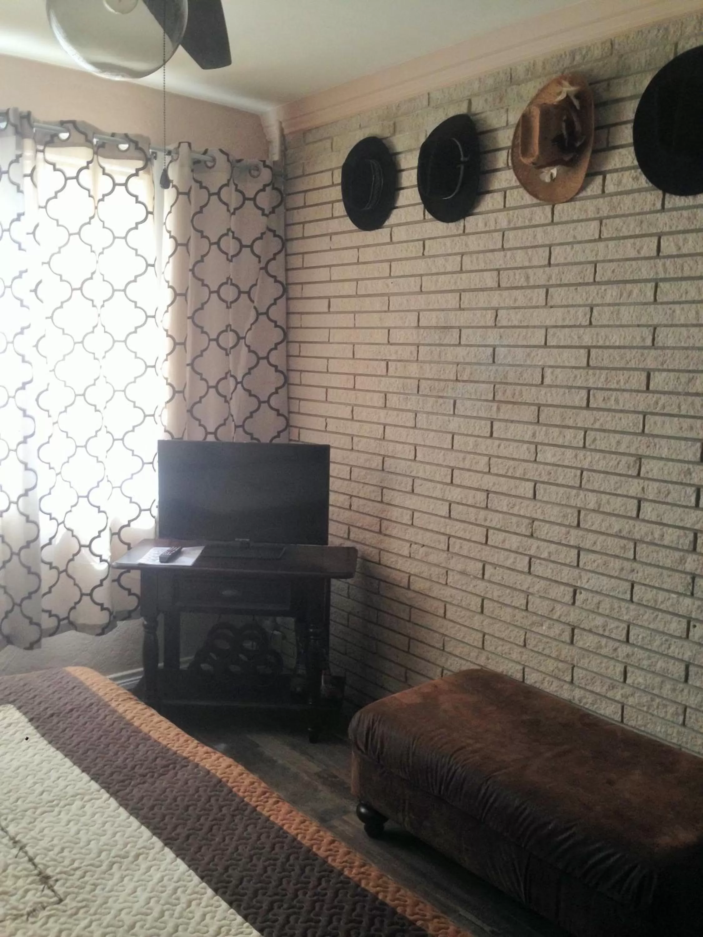 Bedroom in Capri Beach Hotel